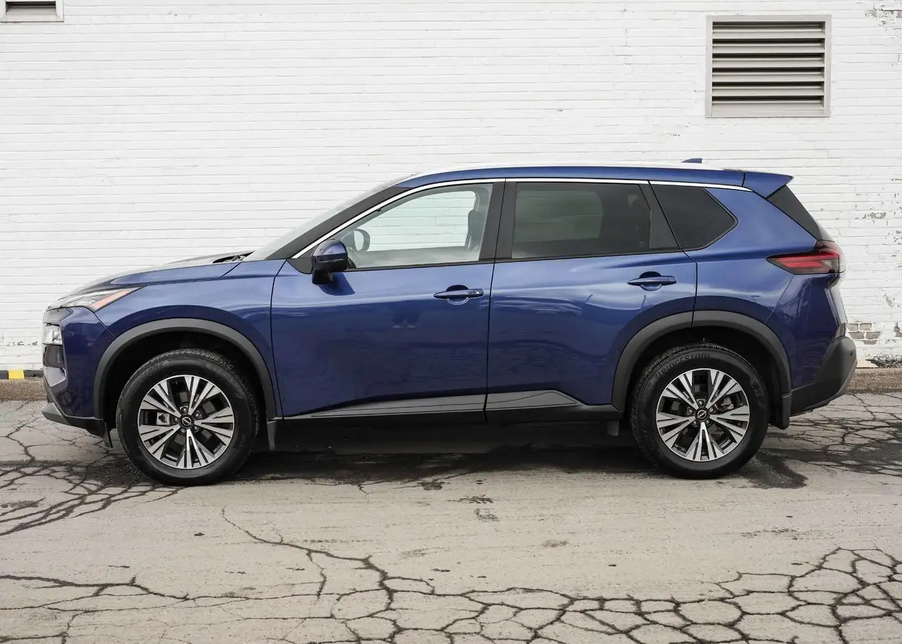 Nissan Rogue снимка Nissan Rogue