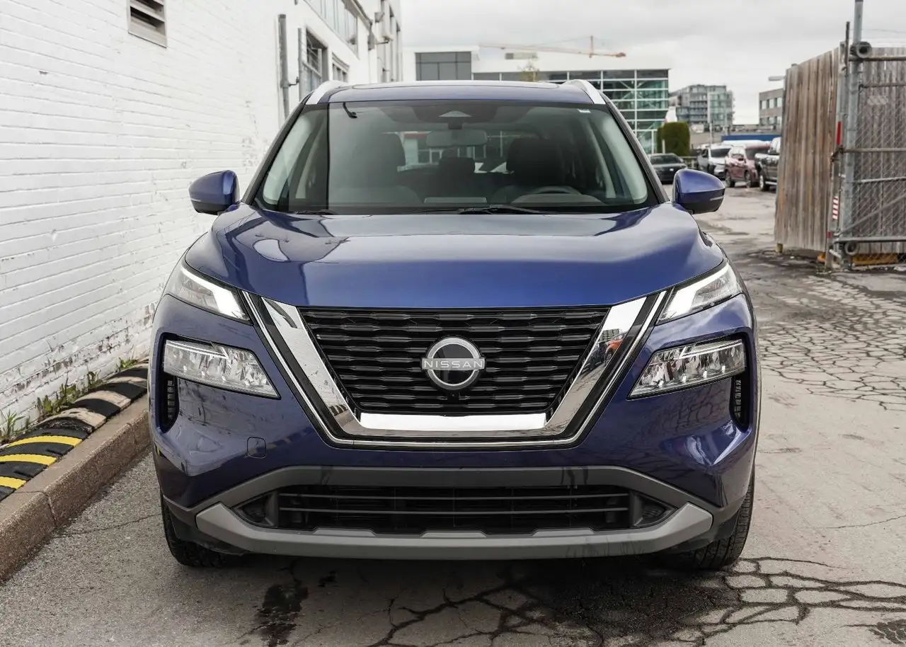 Nissan Rogue снимка Nissan Rogue