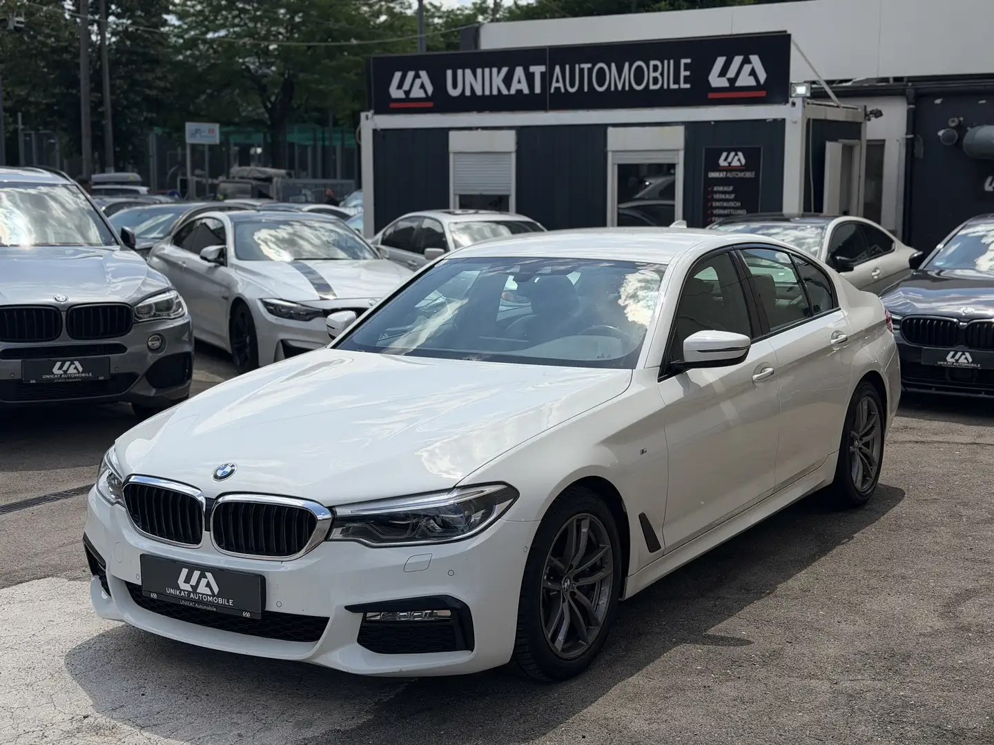 BMW 530 530d G30 M Sport *SZH*LENKRADHEIZUNG* Weiß - 1