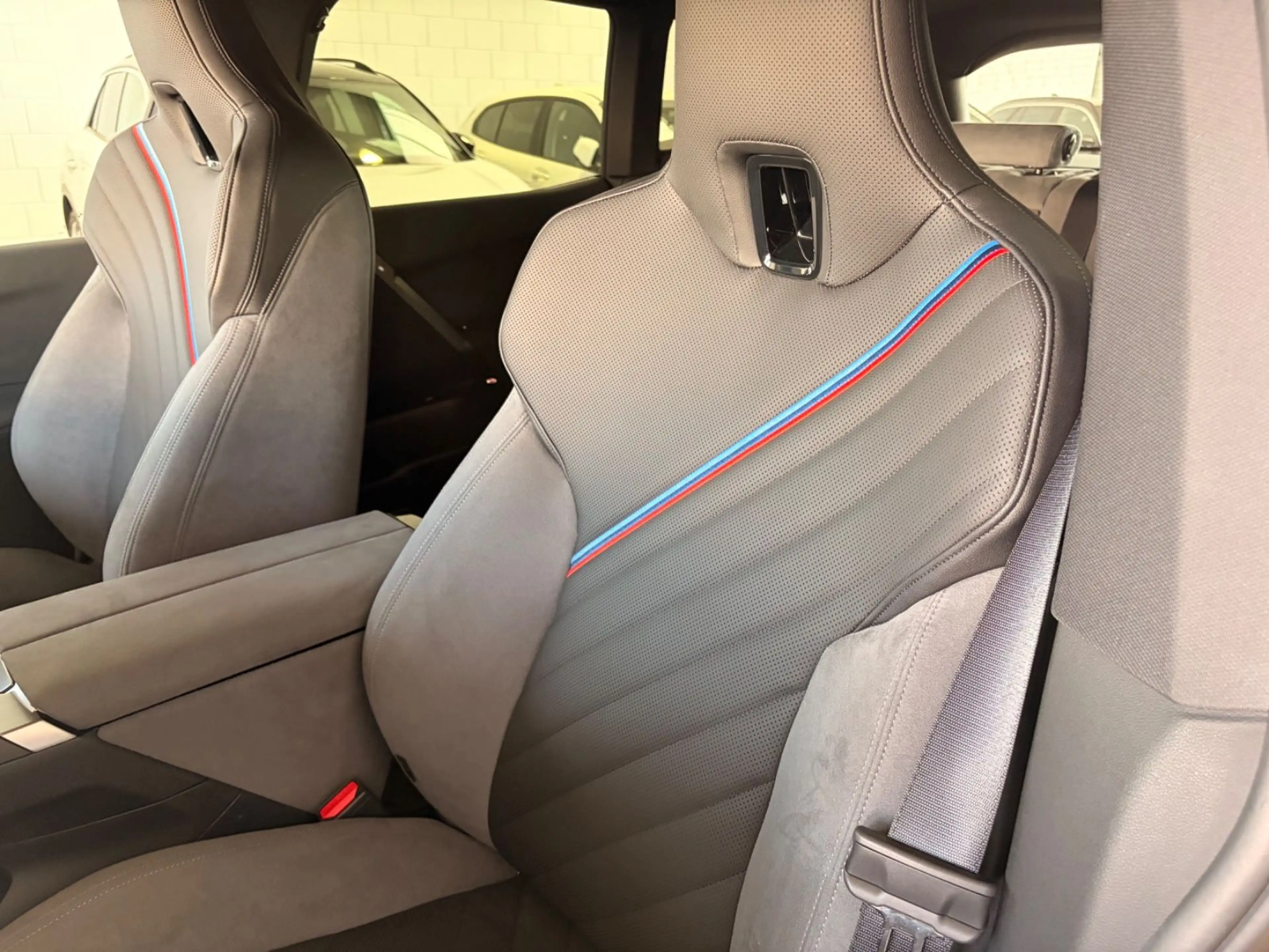 BMW iX xDrive45 MSport Luftfeder Neupreis 98.920,- € — photo 2
