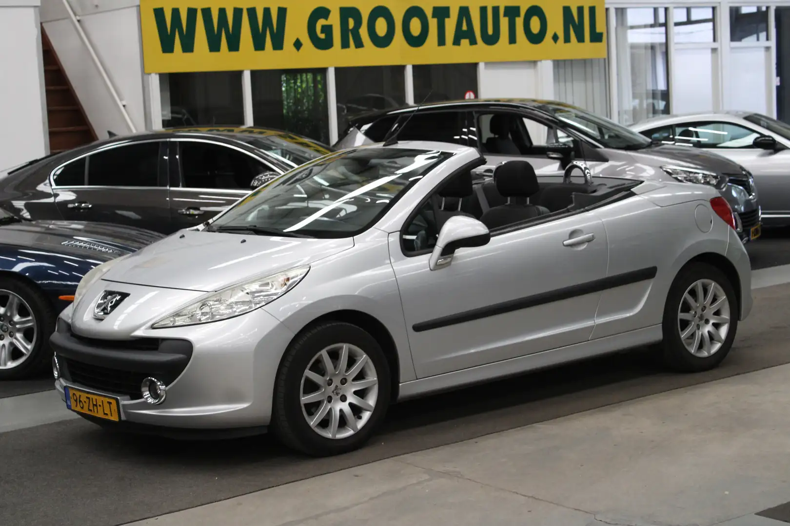 Peugeot 207 CC 1.6 VTi NAP, Airco, Isofix, Stuurbekrachtiging Grijs - 1