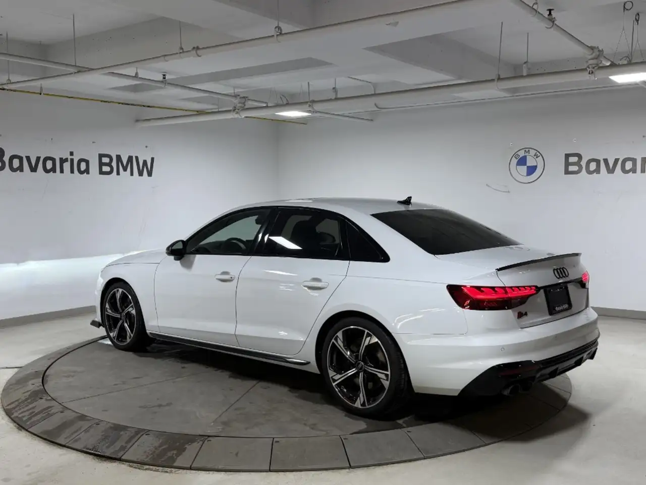 Audi S4 снимка Audi S4