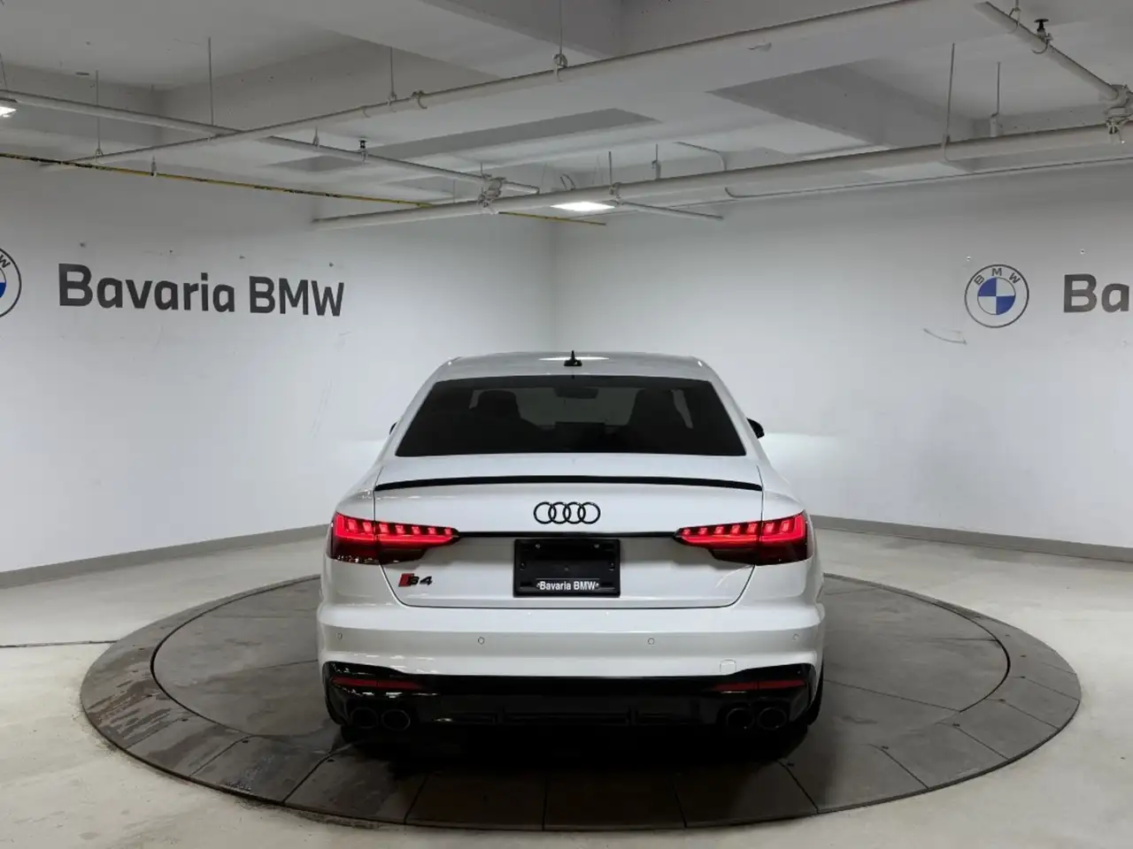 Audi S4 снимка Audi S4