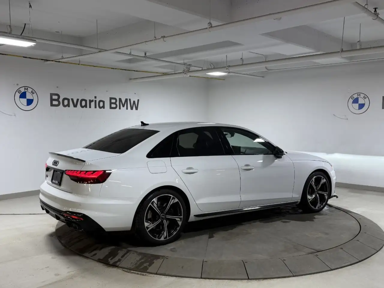 Audi S4 снимка Audi S4