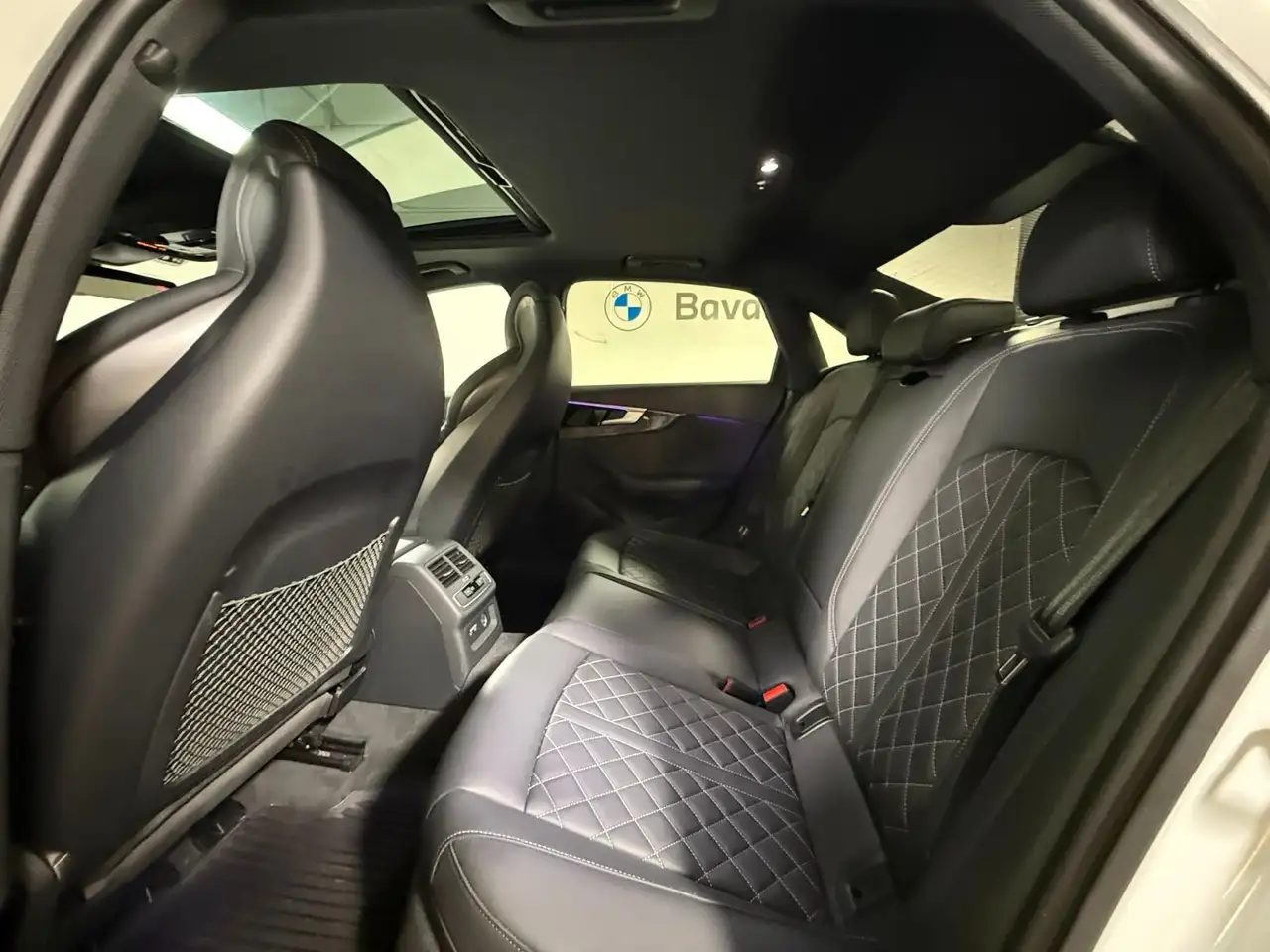 Audi S4 снимка Audi S4