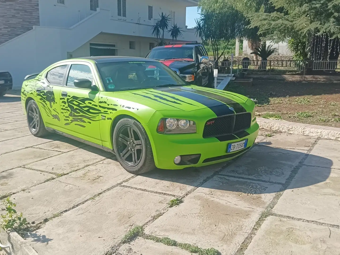 Dodge Van R/T charger 5.7 - 1