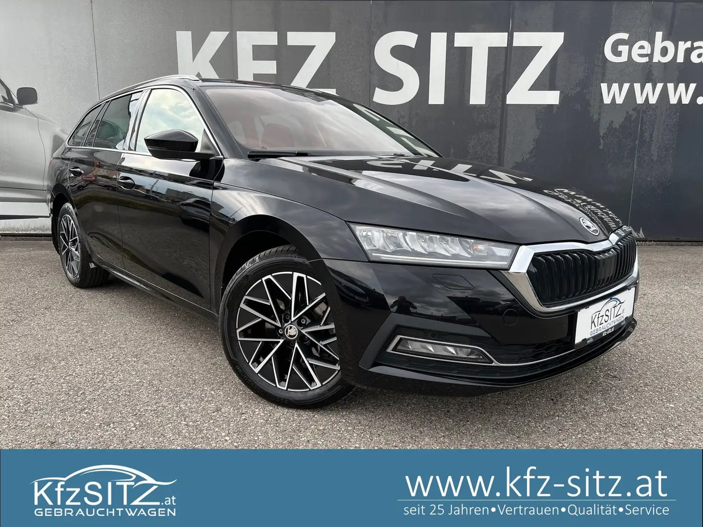 Skoda Octavia Combi 2,0 TDI 4x4 Style DSG | AHK Schwarz - 1