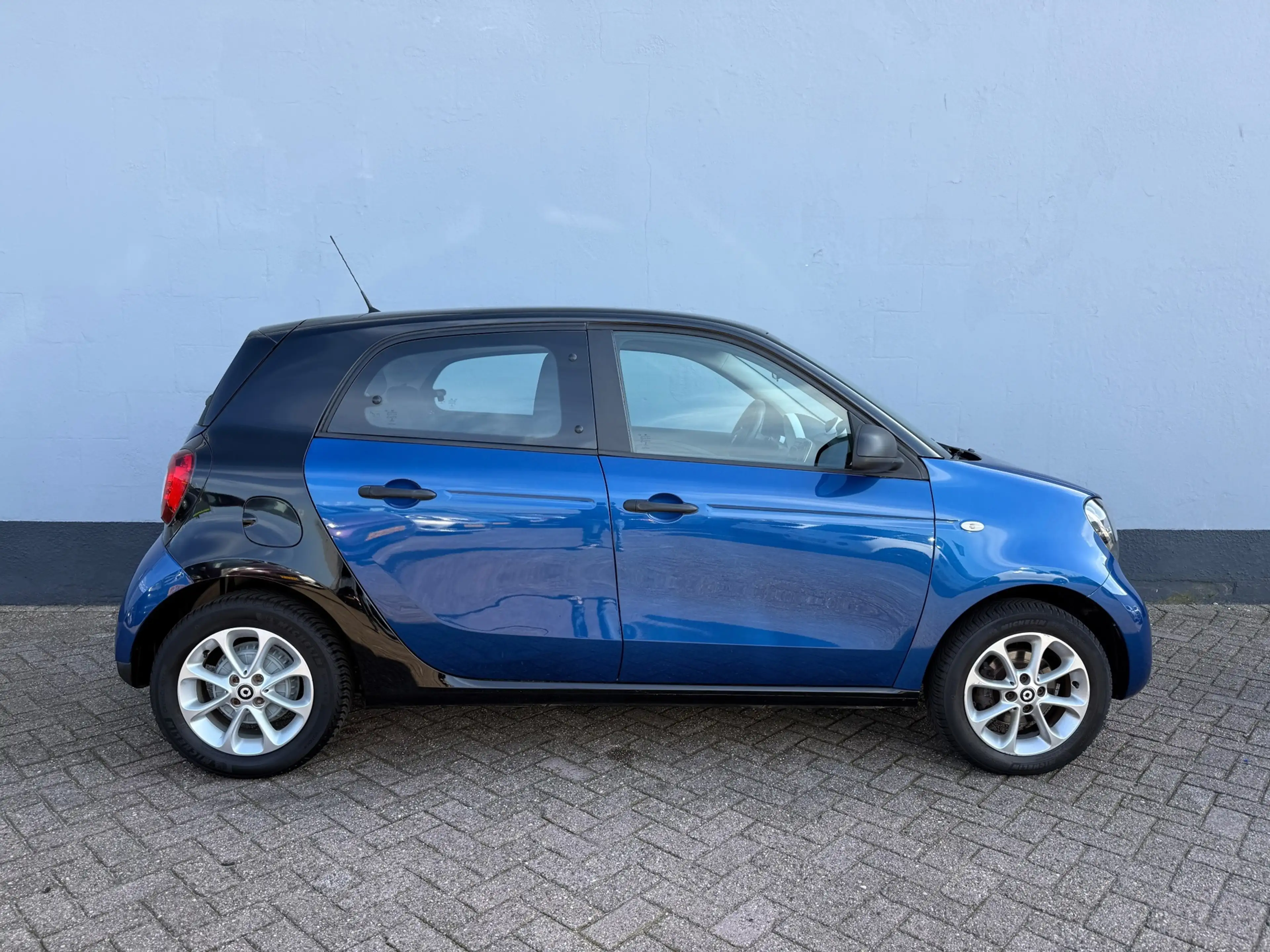 smart forFour 1.0 Pure - Cruise Control — photo 5