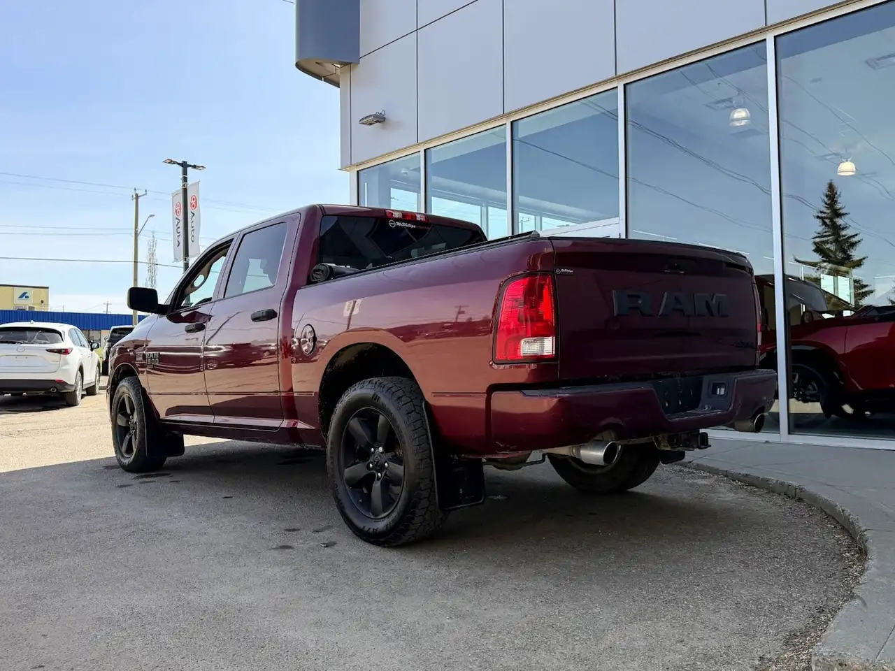 RAM 1500 снимка RAM 1500