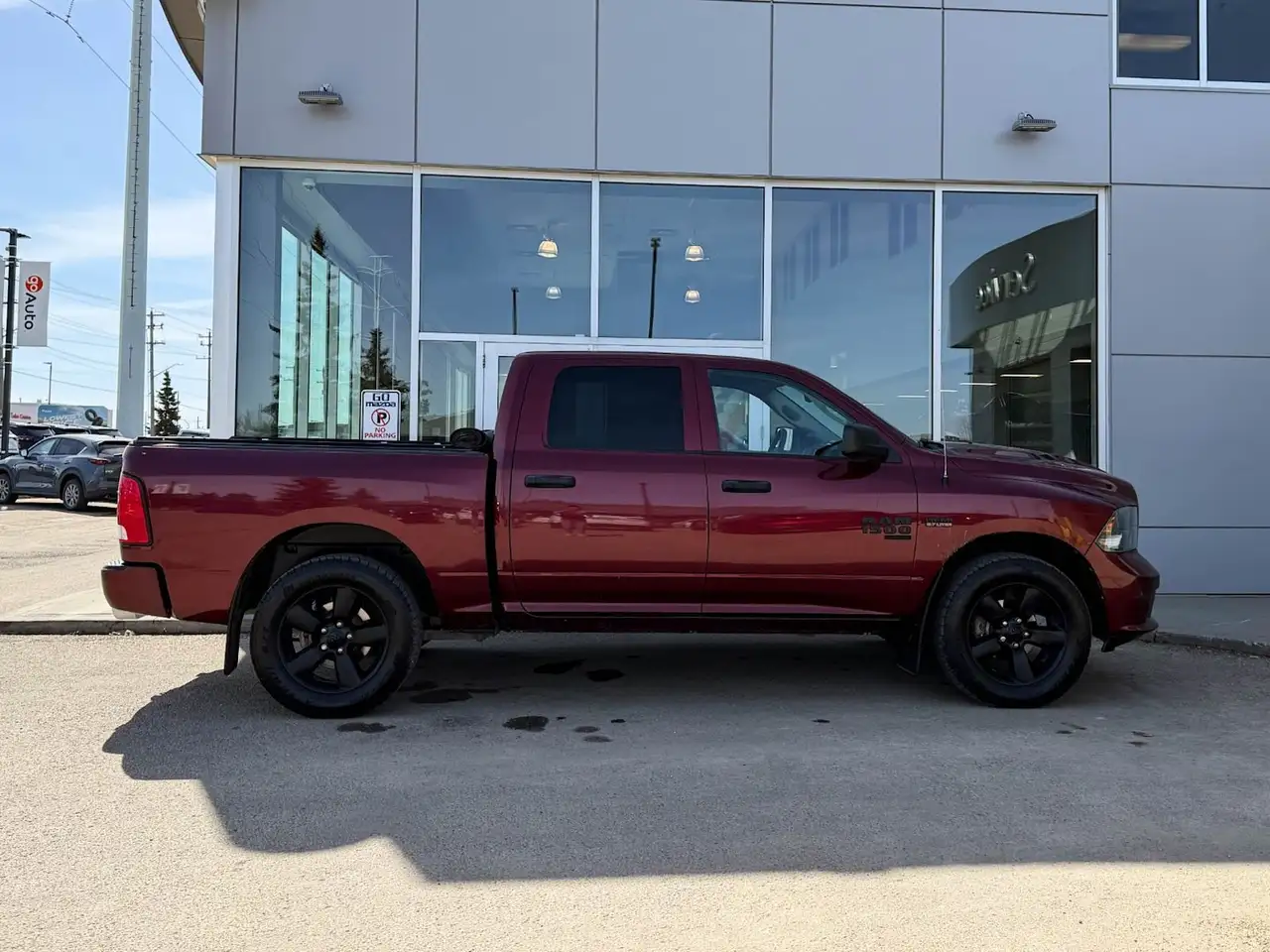 RAM 1500 снимка RAM 1500