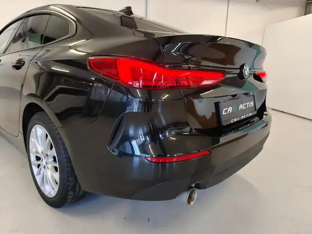 BMW 2 Series view 26