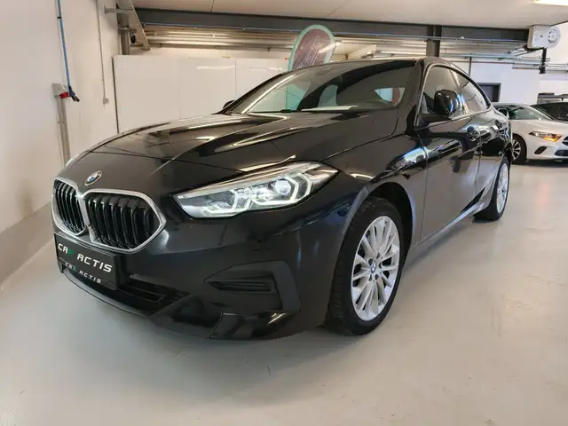 BMW 2 Series view 30
