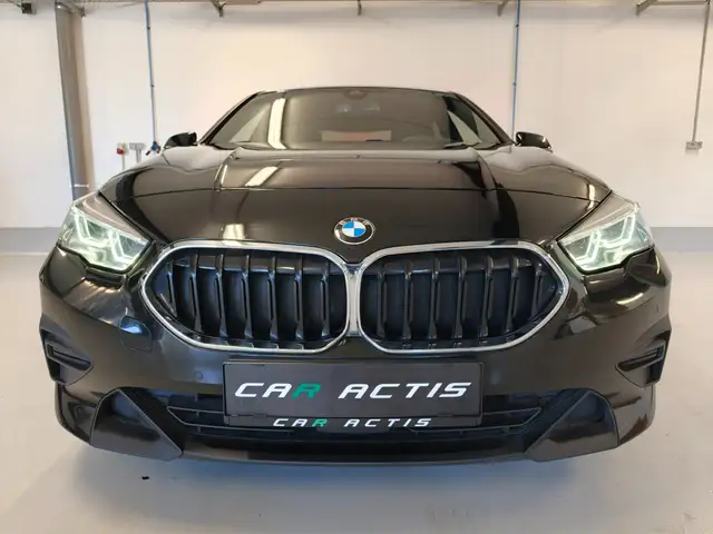 BMW 2 Series view 2