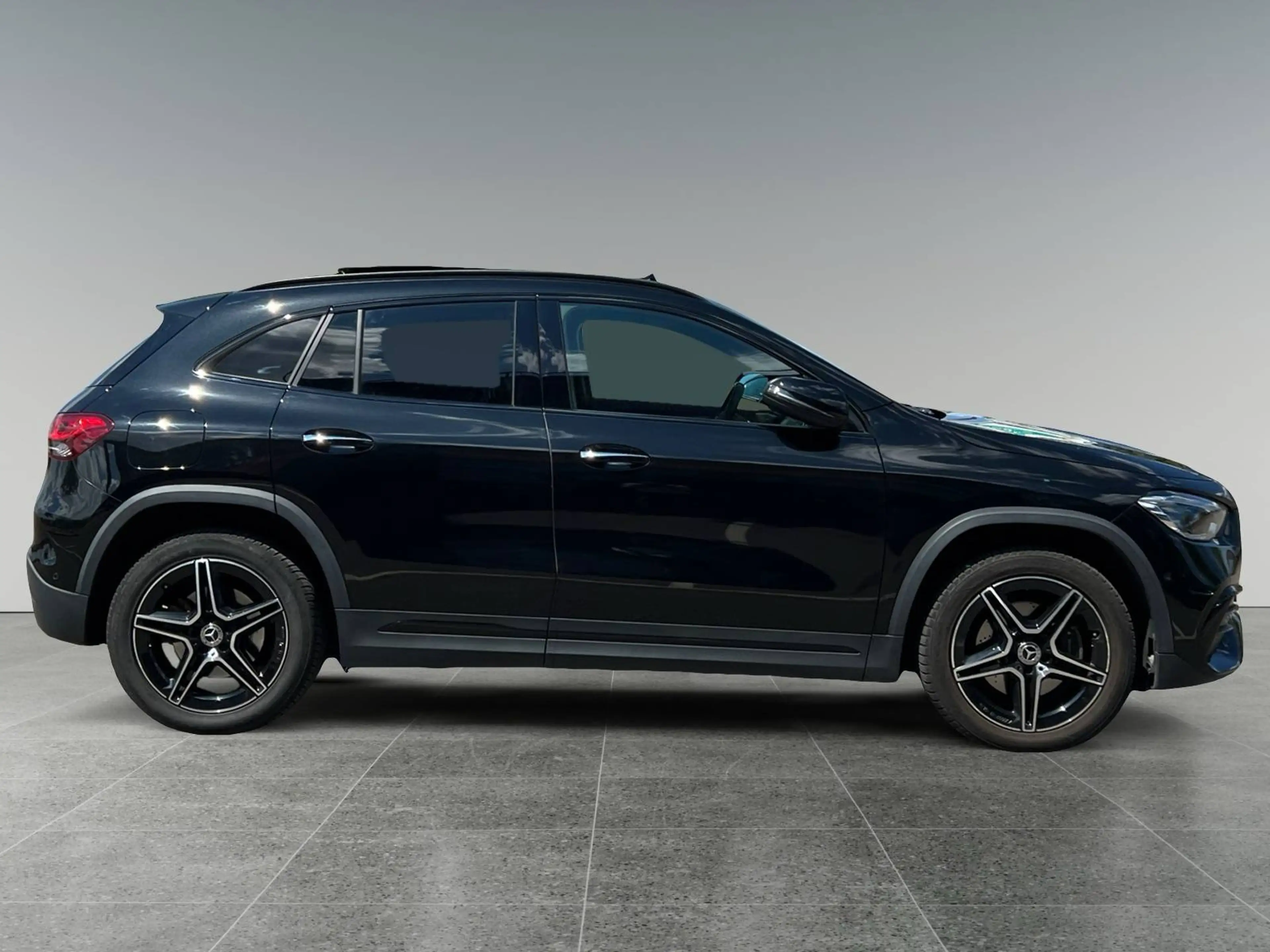 Mercedes-Benz GLA 250 PHEV AMG Line-TOIT PANO-GARANTIE 12 MOIS- — photo 7