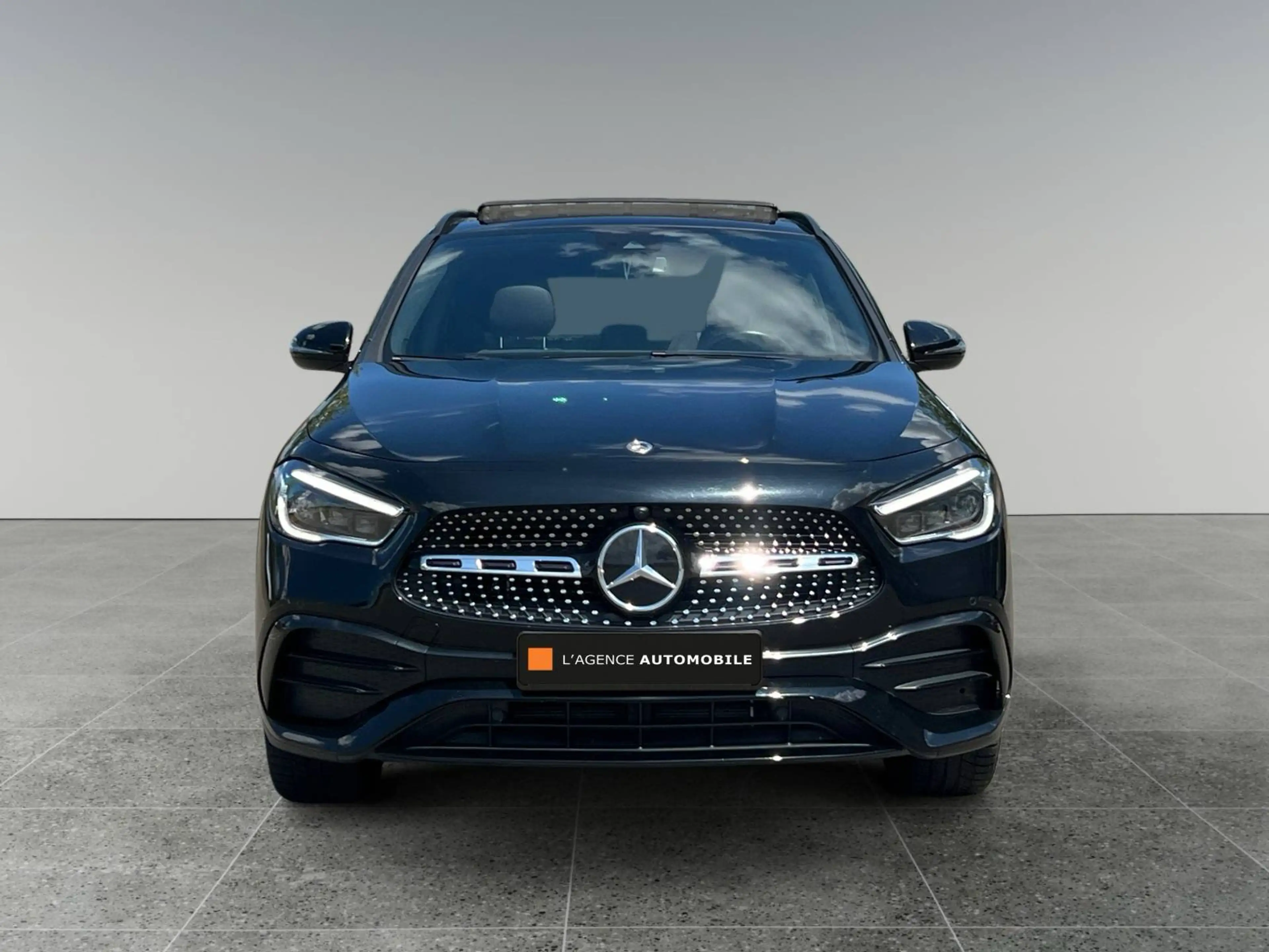 Mercedes-Benz GLA 250 PHEV AMG Line-TOIT PANO-GARANTIE 12 MOIS- — photo 9