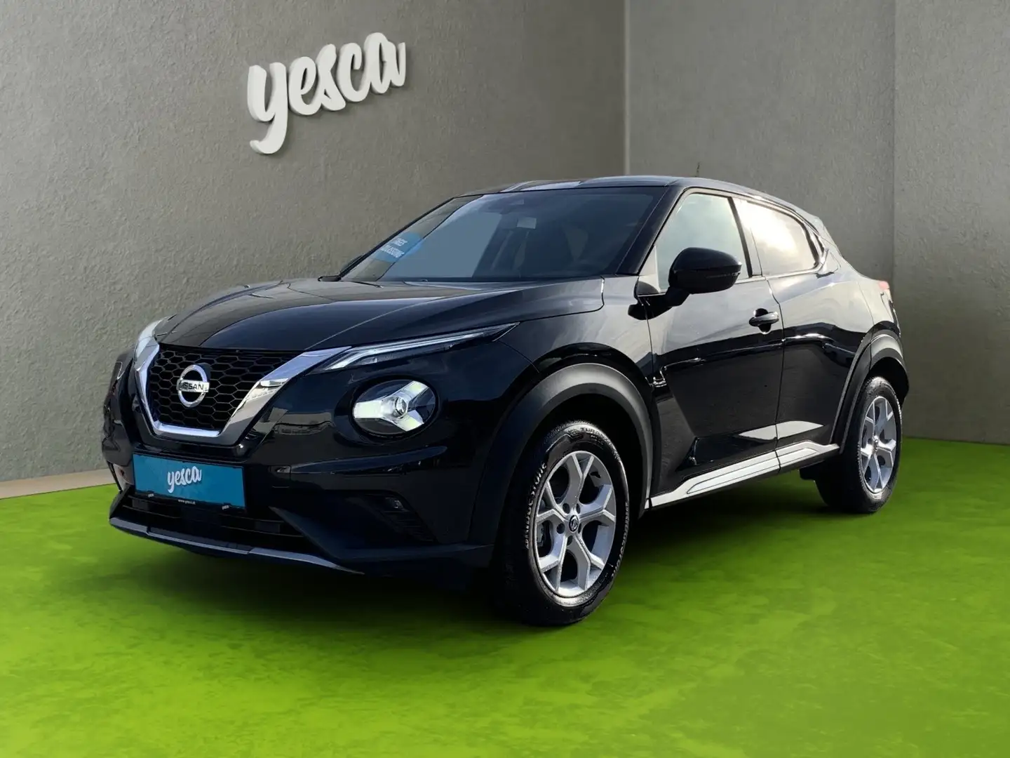 Nissan Juke 1,0 DIG-T 7DCT Automatik N-Style Schwarz - 1
