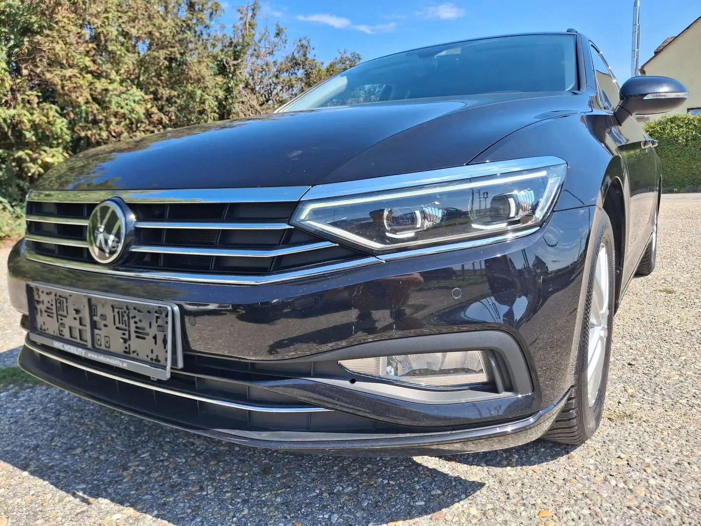 Volkswagen Passat Variant Business2,0 SCR TDI DSG*Reduz.! I-QLight/ACC/Keyl. - 1