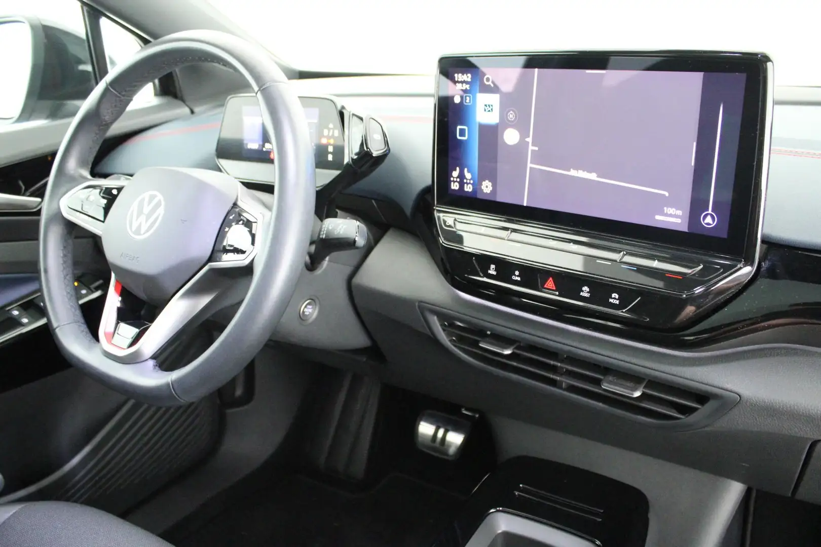Volkswagen ID.5 GTX 300pk 77 kWh Trekhaak Camera Matrix Head-up Ke Zwart - 2
