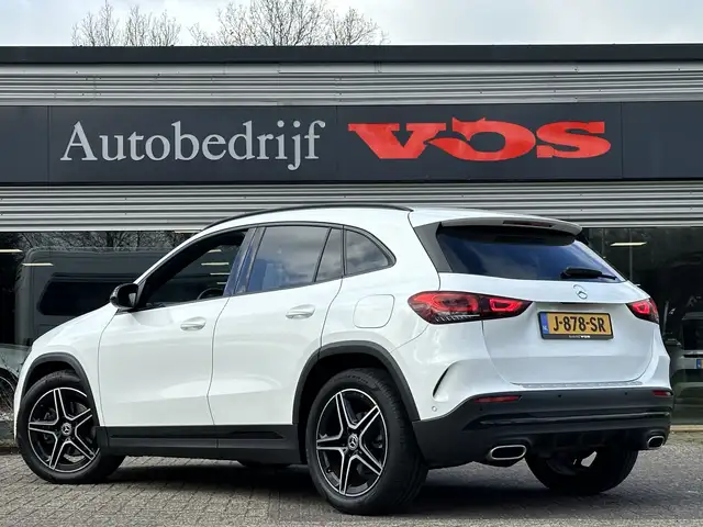 Mercedes-Benz Gla view 5