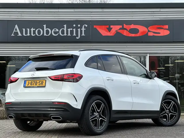 Mercedes-Benz Gla view 9