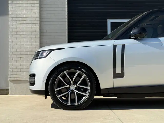 Land Rover Range Rover view 8