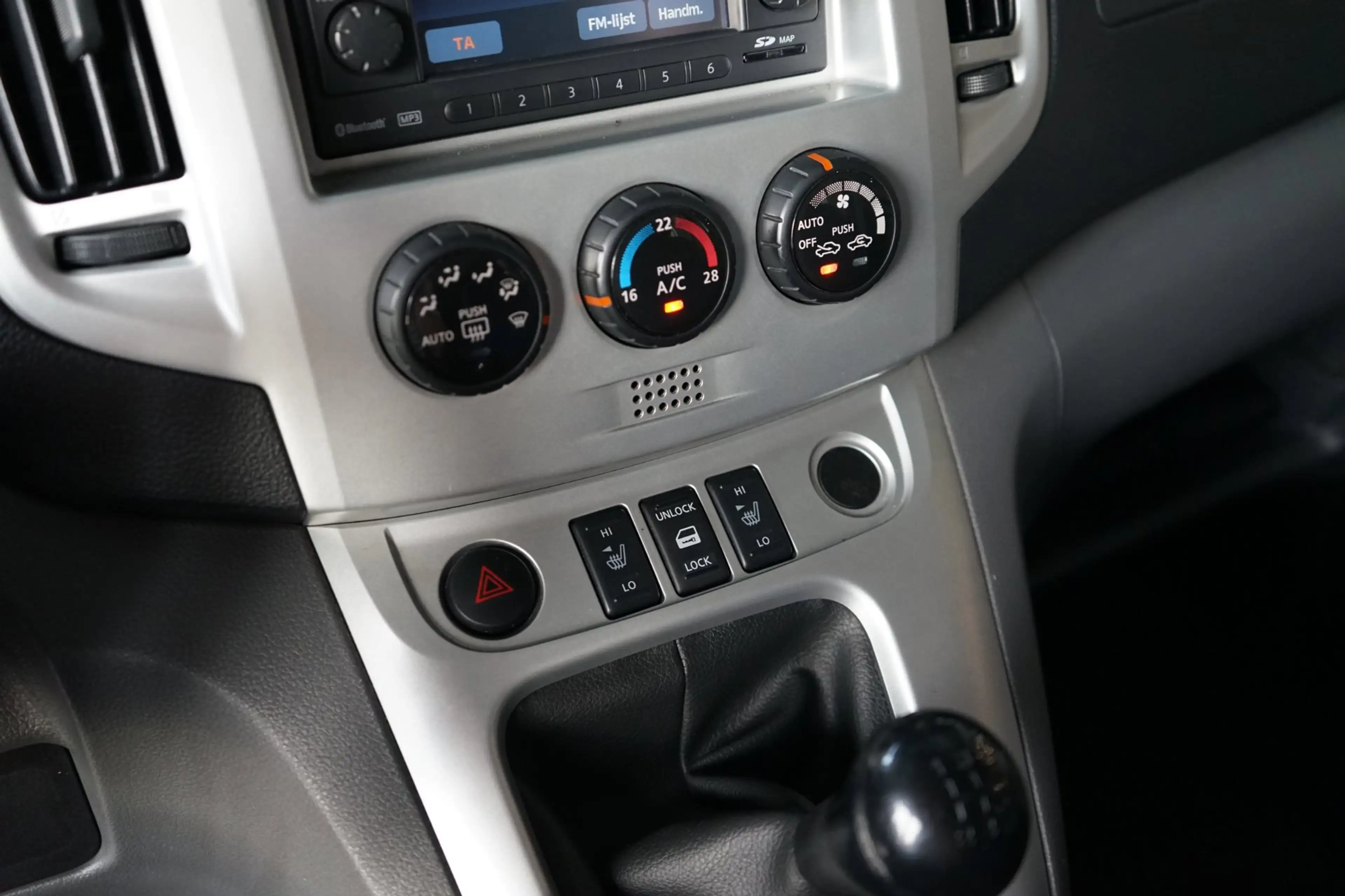 Nissan Evalia 1.6 Connect Edition 7p BENZINE | HEFBED | AIRCO — photo 14