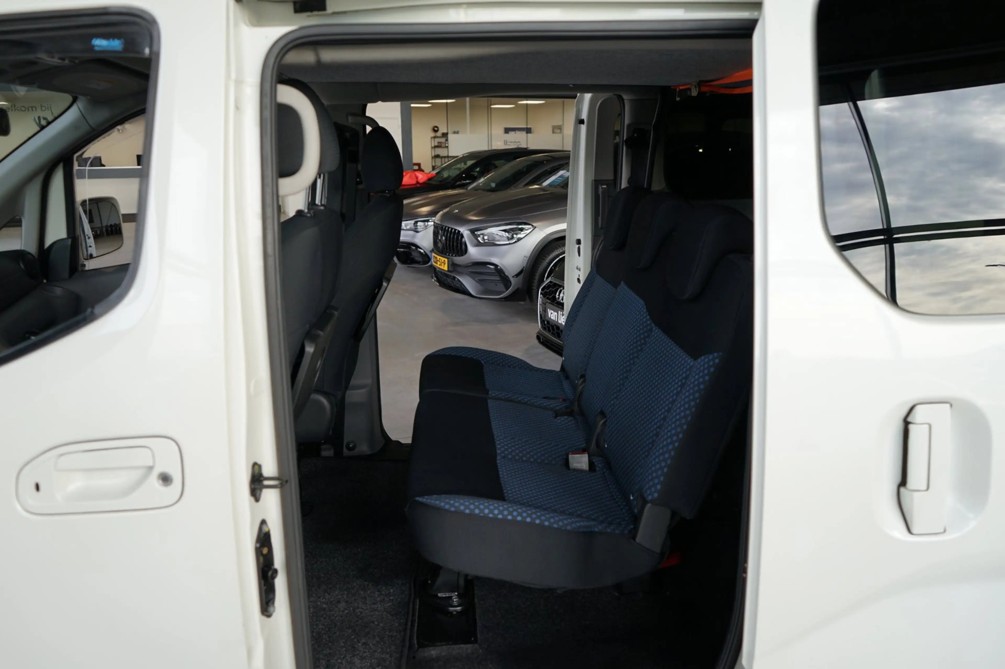 Nissan Evalia 1.6 Connect Edition 7p BENZINE | HEFBED | AIRCO — photo 7