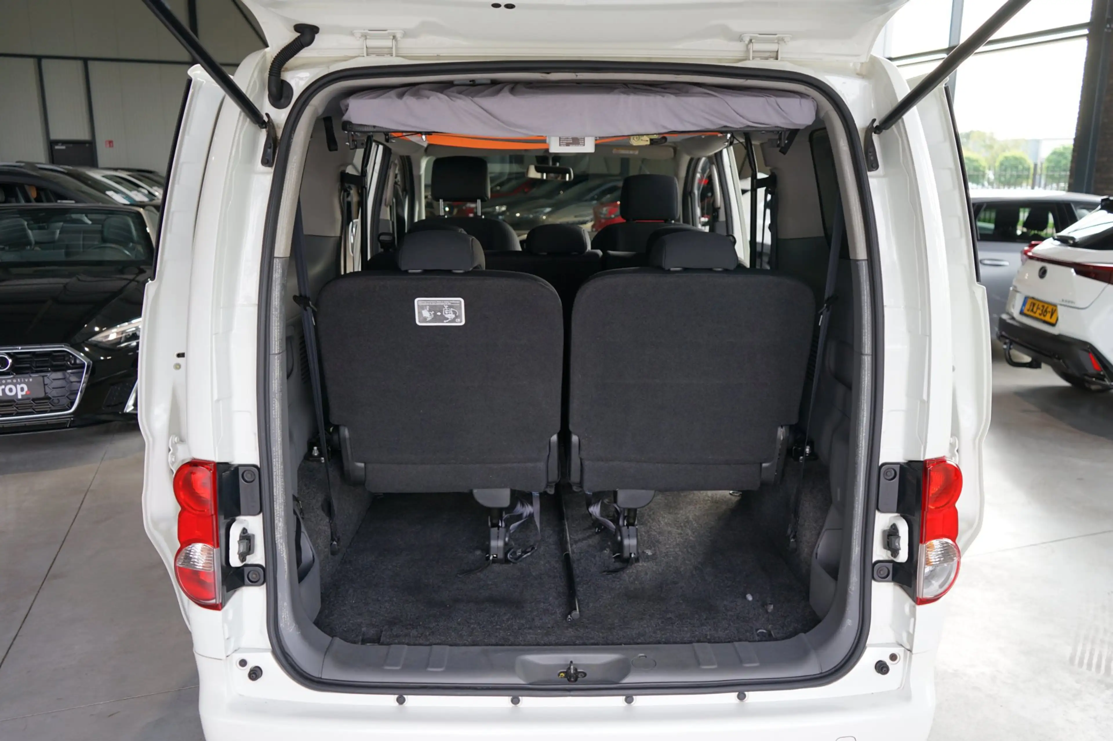 Nissan Evalia 1.6 Connect Edition 7p BENZINE | HEFBED | AIRCO — photo 25