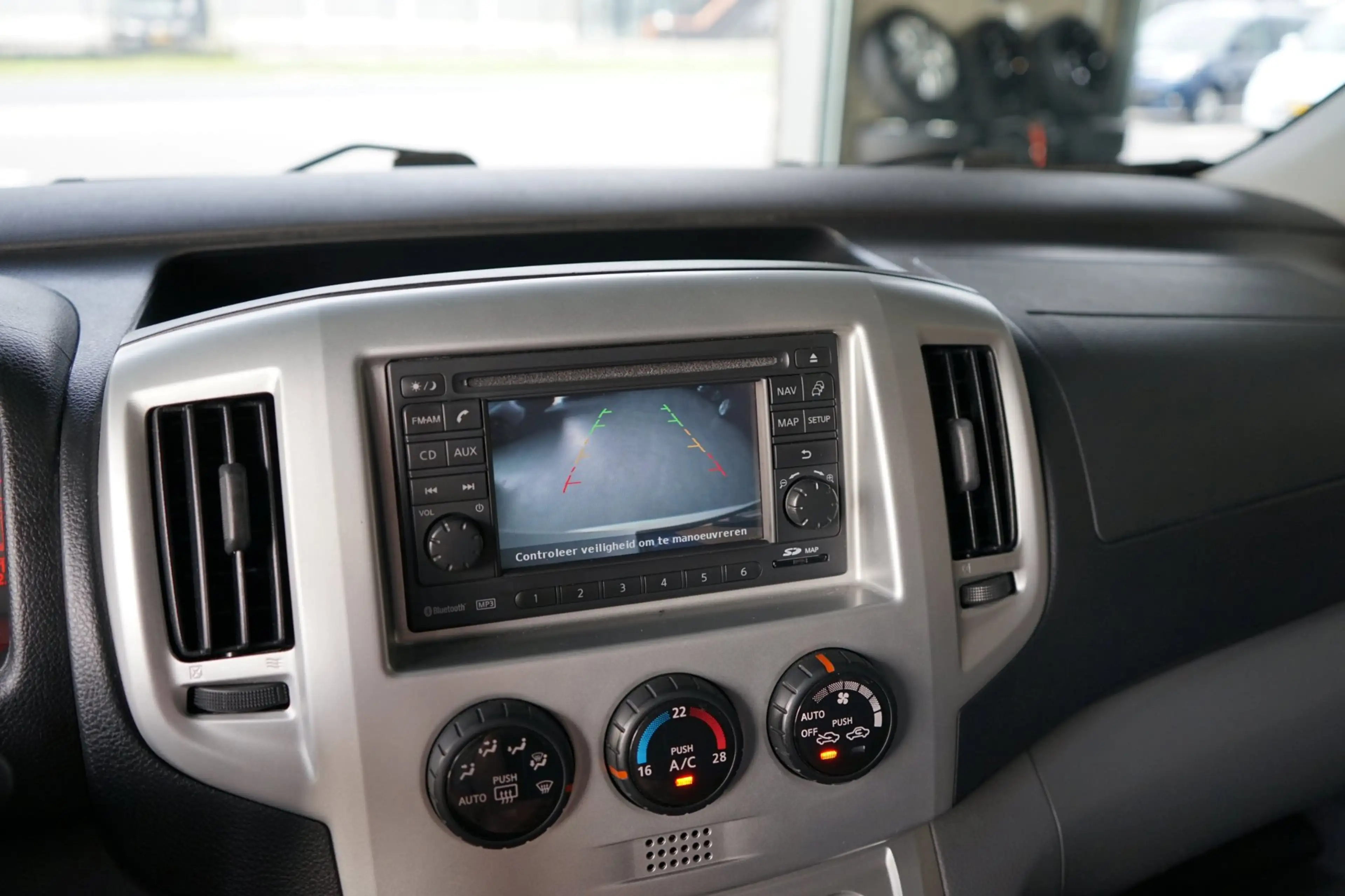Nissan Evalia 1.6 Connect Edition 7p BENZINE | HEFBED | AIRCO — photo 17