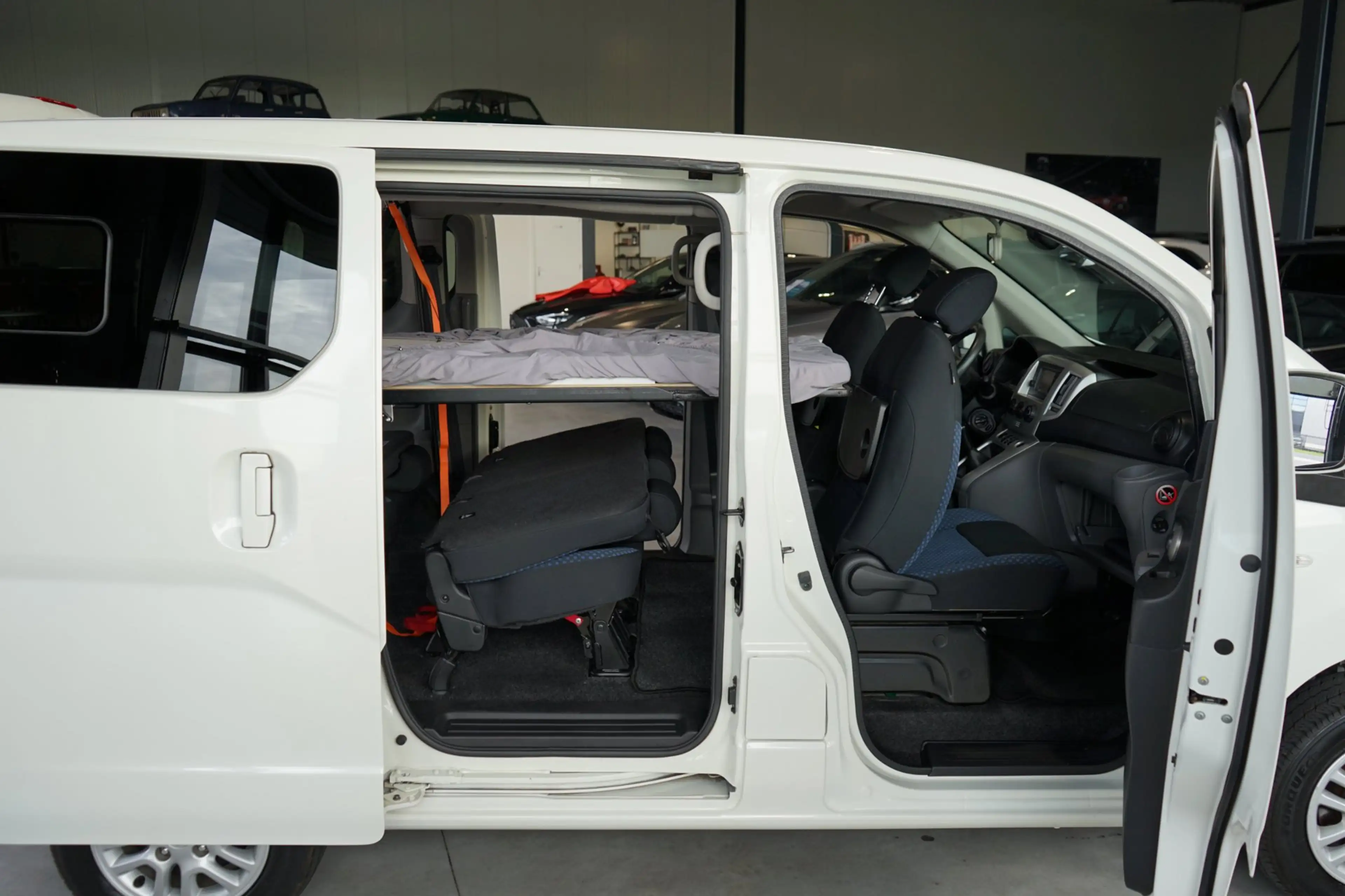 Nissan Evalia 1.6 Connect Edition 7p BENZINE | HEFBED | AIRCO — photo 29
