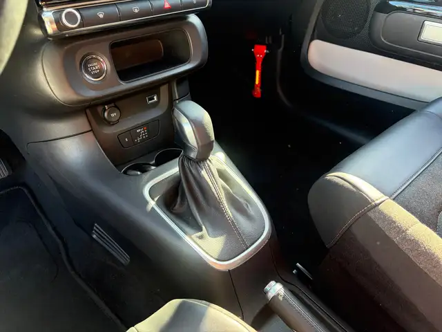 Citroen C3 view 11