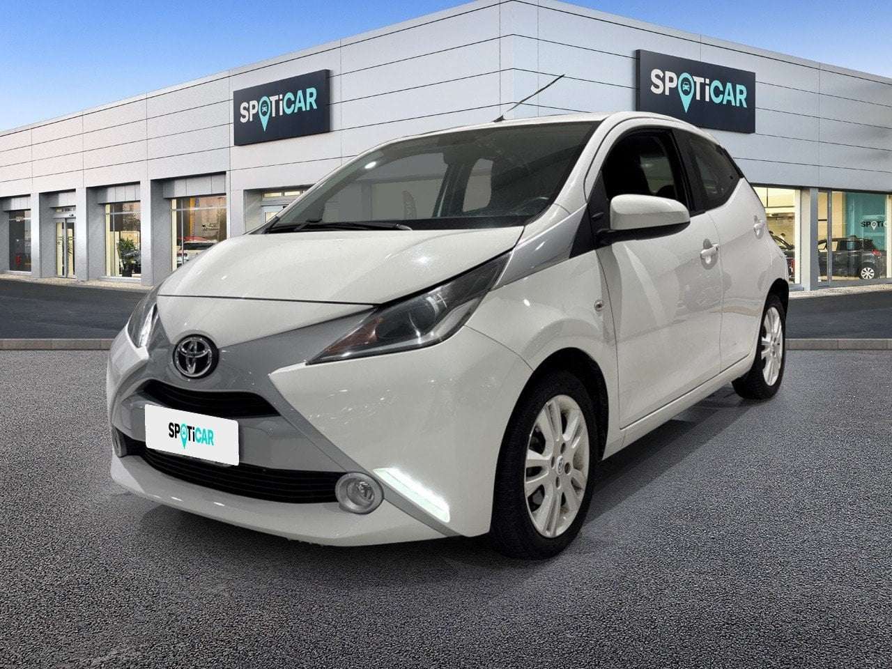 Toyota Aygo 1.0 VVT-i x-play