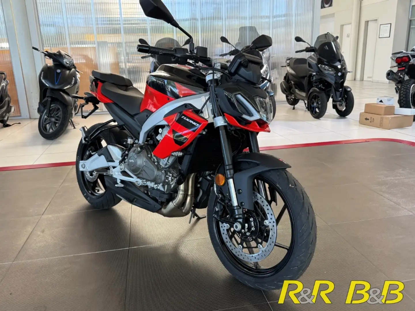 Aprilia Tuono 457 E5+ ABS+TFT+ALU+ATC+AEM+GARANTIE Rouge - 1