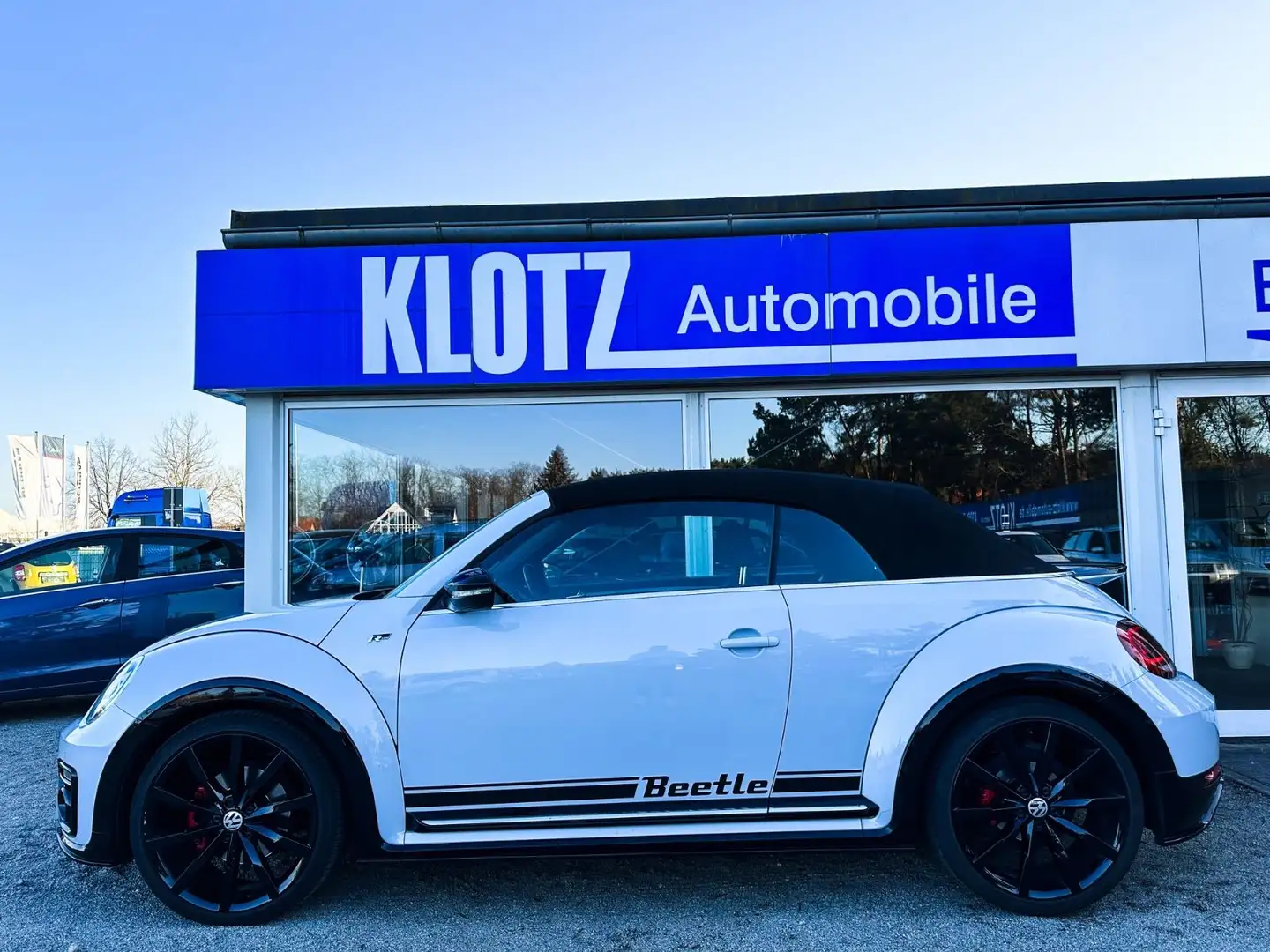 Volkswagen Beetle Cabriolet R-Line Weiß - 2