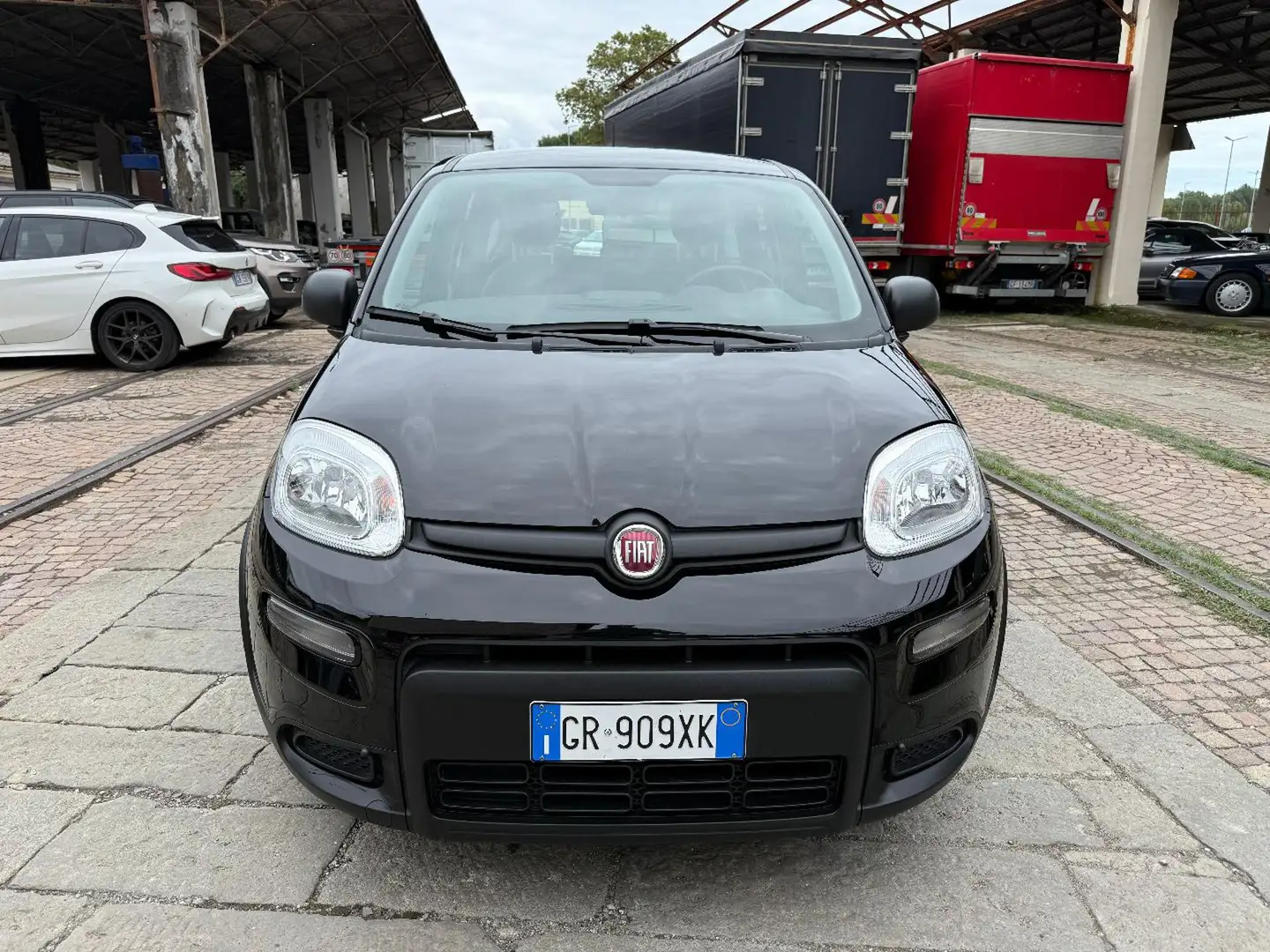 Fiat Panda 1.0 FireFly S&S Hybrid Noir - 2