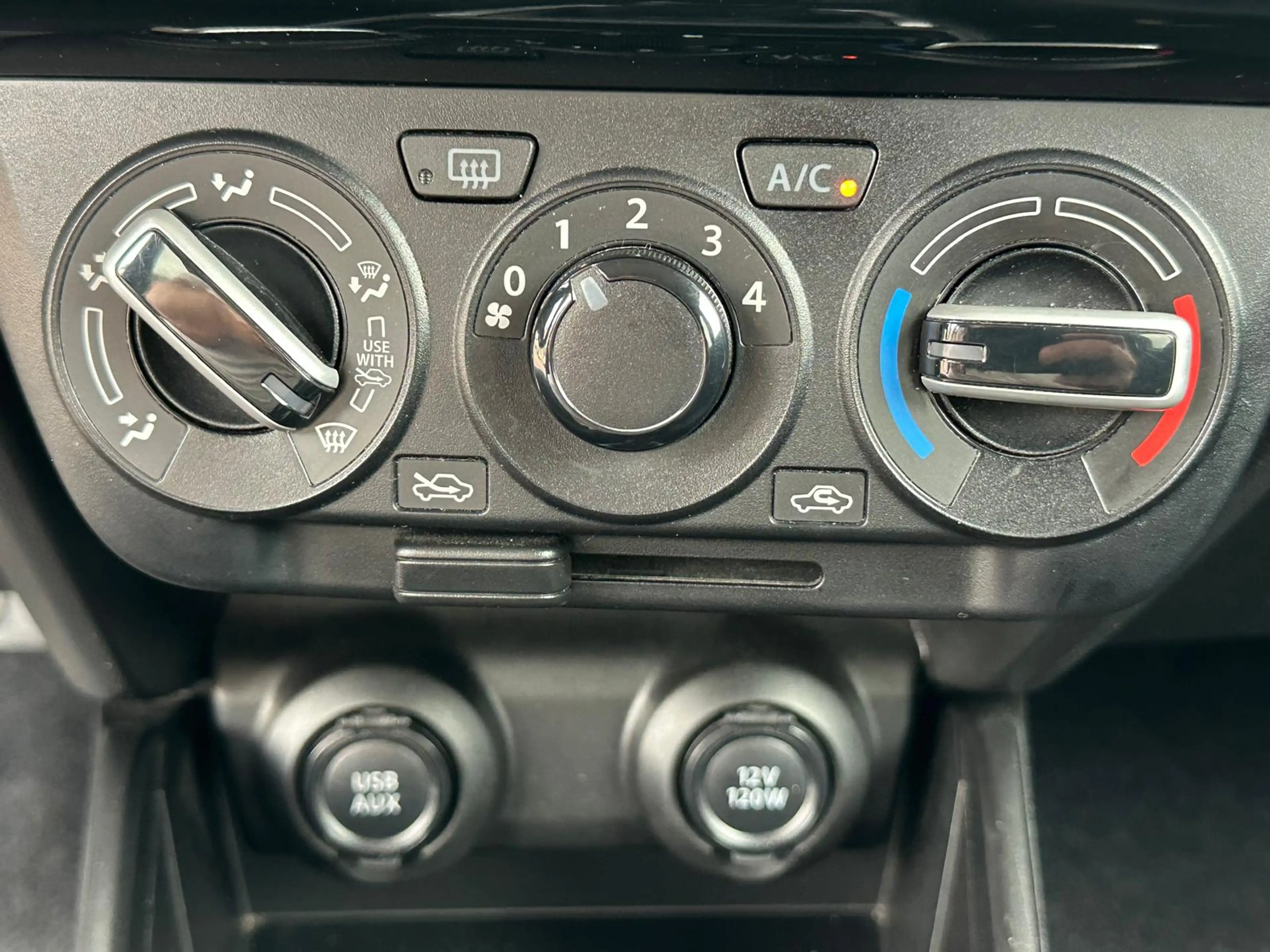 Suzuki Swift 1.2 Comfort Navigatie, Camera, Airco, Elec.pakket! — photo 17