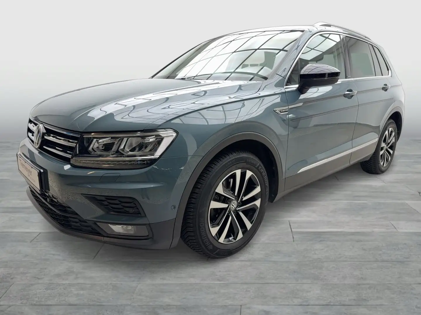 Volkswagen Tiguan 1.5 TSI IQ.DRIVE LED NAVI SITZHZG CLIMATR Blauw - 2