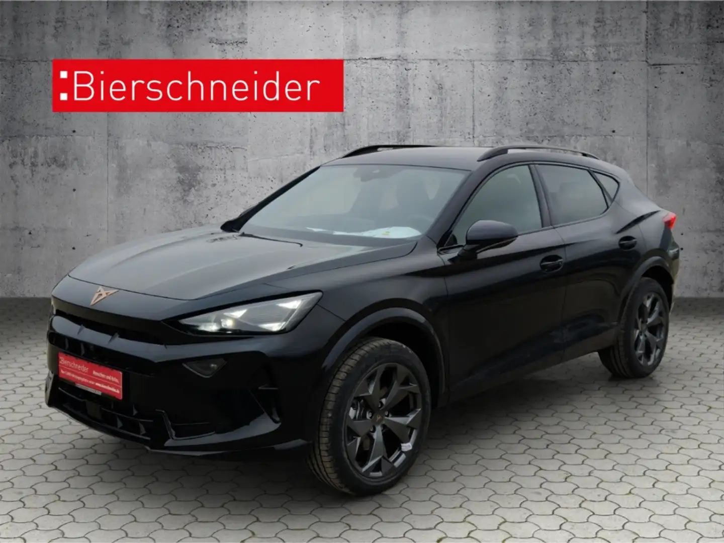 CUPRA Formentor 1.5 TSI DSG NAVI LED AHK 360  KAMERA 18 Zwart - 1