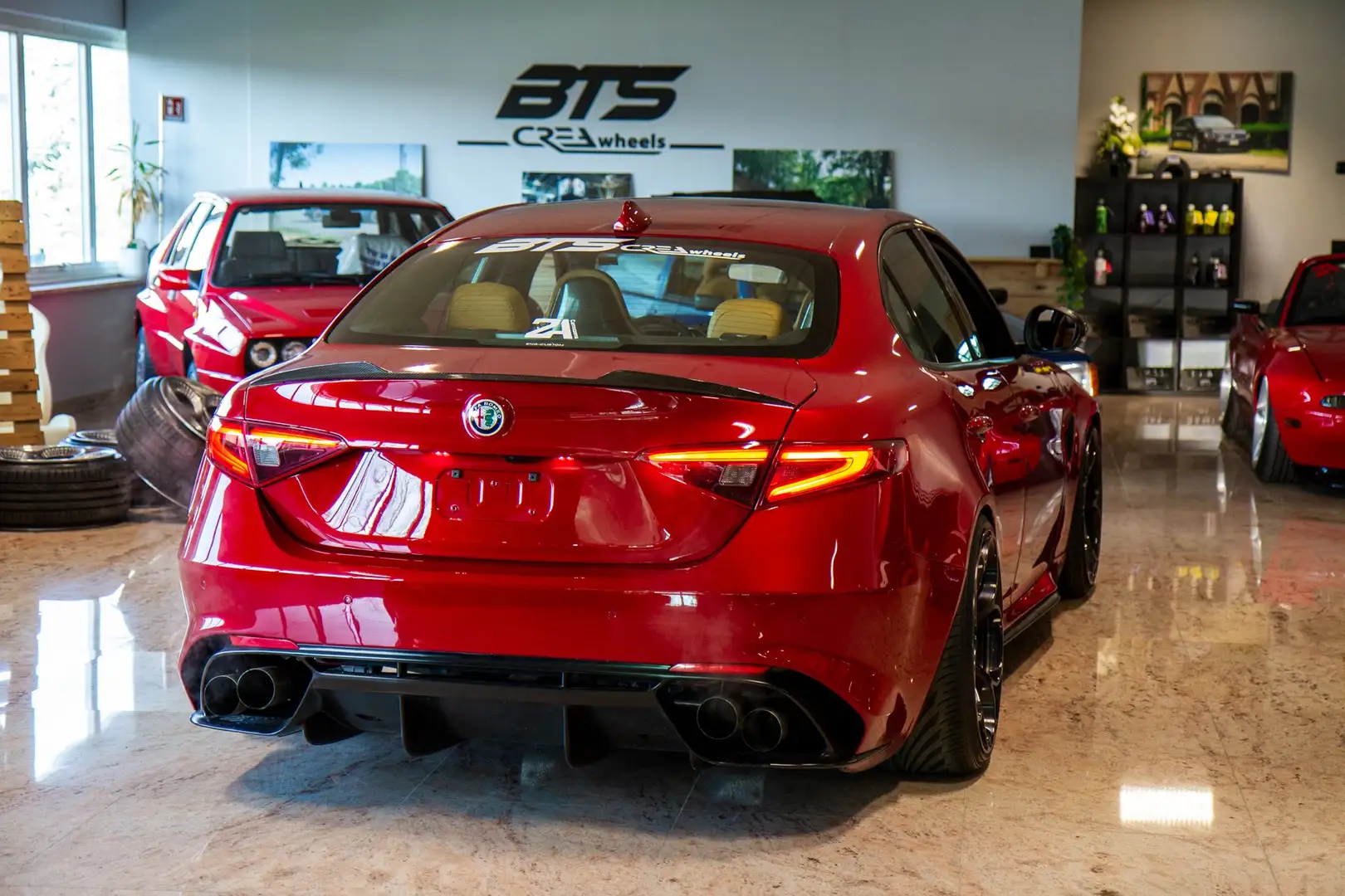 Alfa Romeo Giulia BTS CREATIVITY 2.0 AT8 200cv Rojo - 2