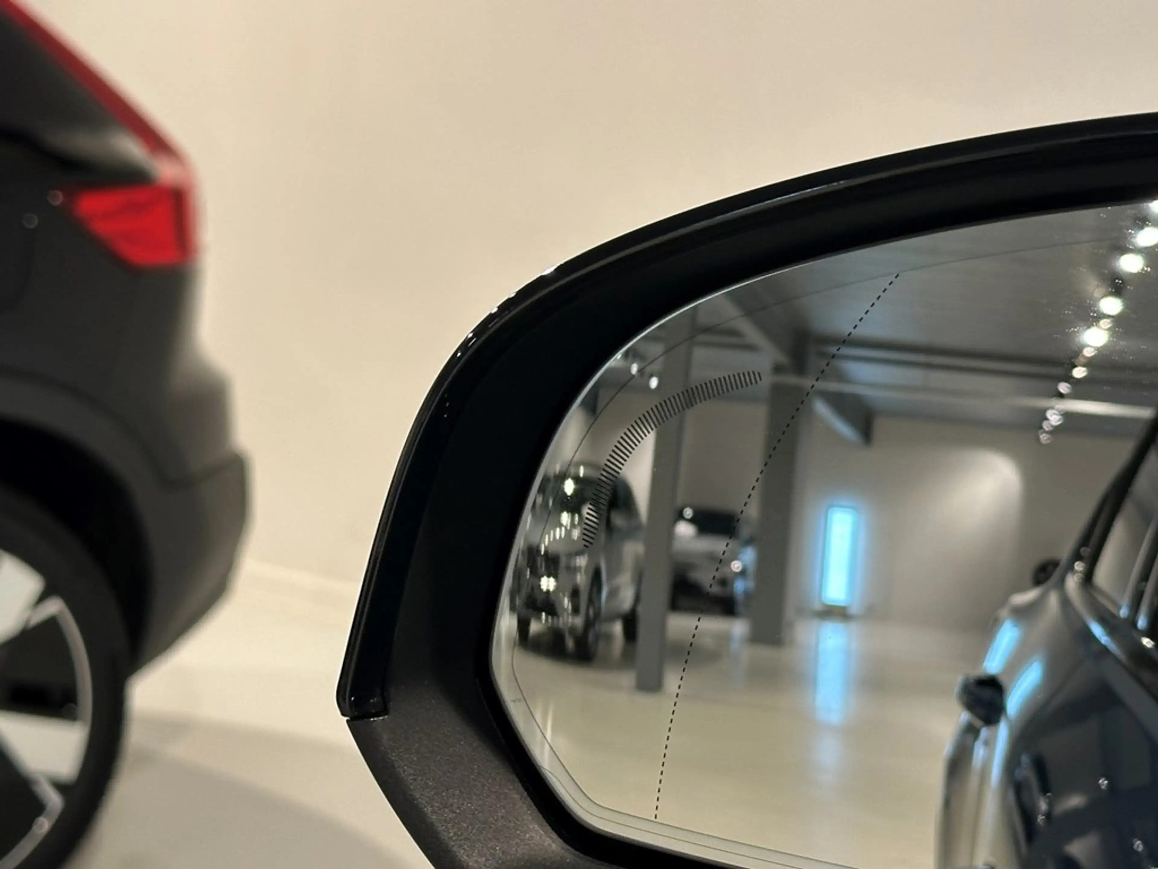 Volvo C40 Recharge Extended Range + electr trekhaak — photo 9