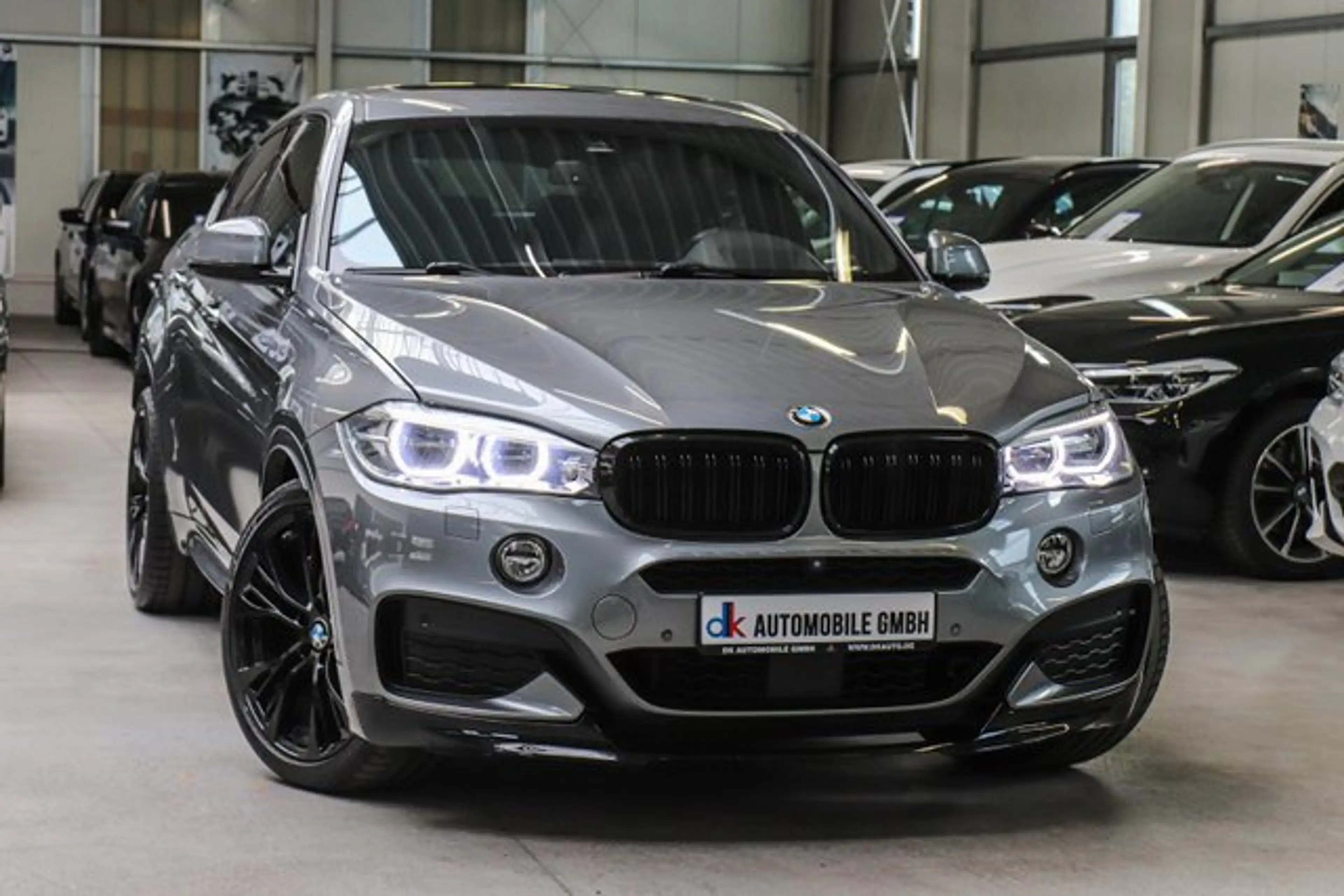 BMW X6 xDrive 30d Sport-Aut.///M SPORTPAKET/HARMAN/ — photo 2