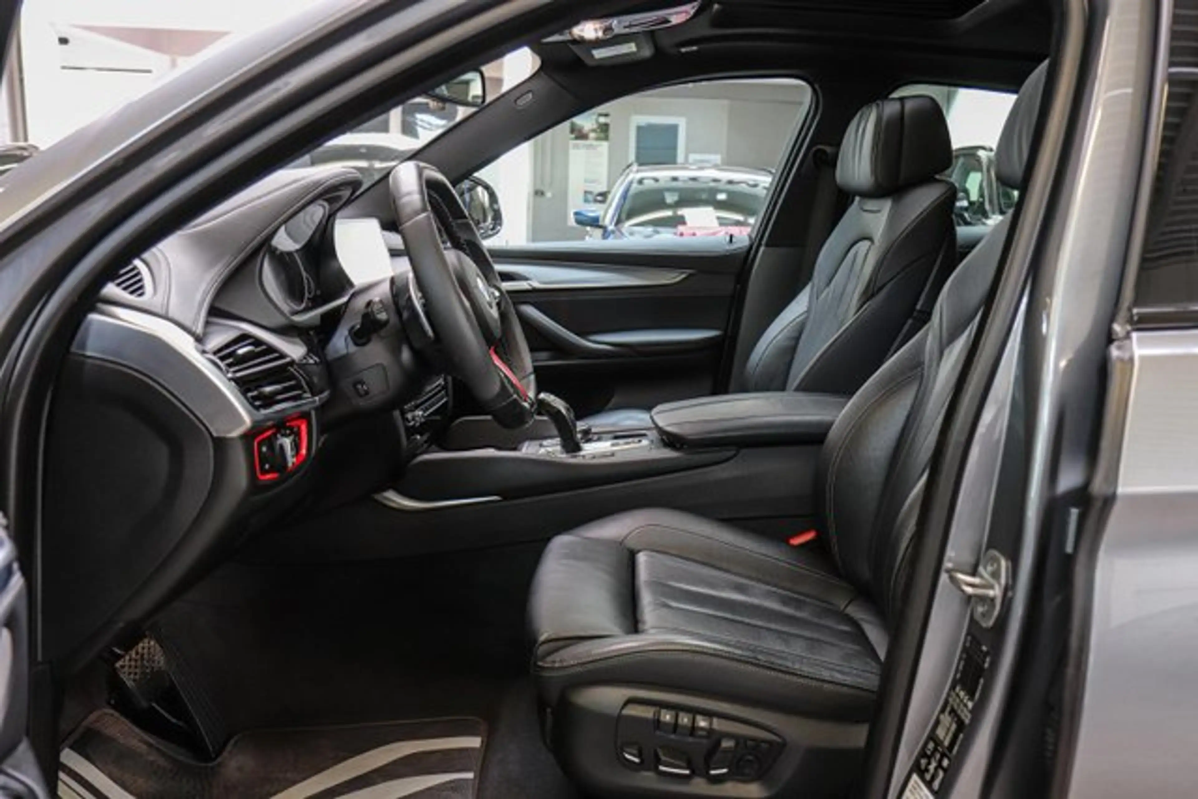 BMW X6 xDrive 30d Sport-Aut.///M SPORTPAKET/HARMAN/ — photo 9