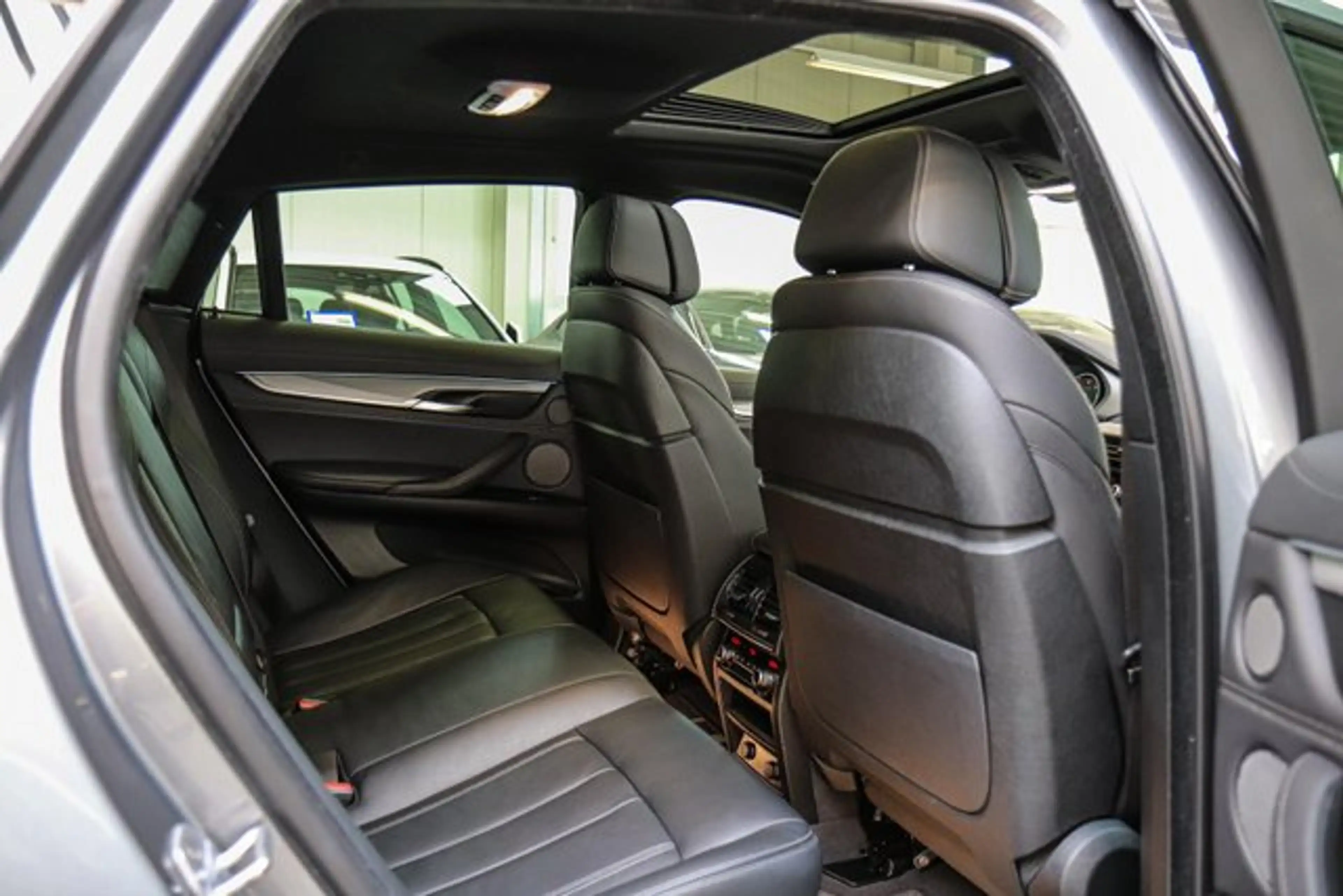 BMW X6 xDrive 30d Sport-Aut.///M SPORTPAKET/HARMAN/ — photo 15
