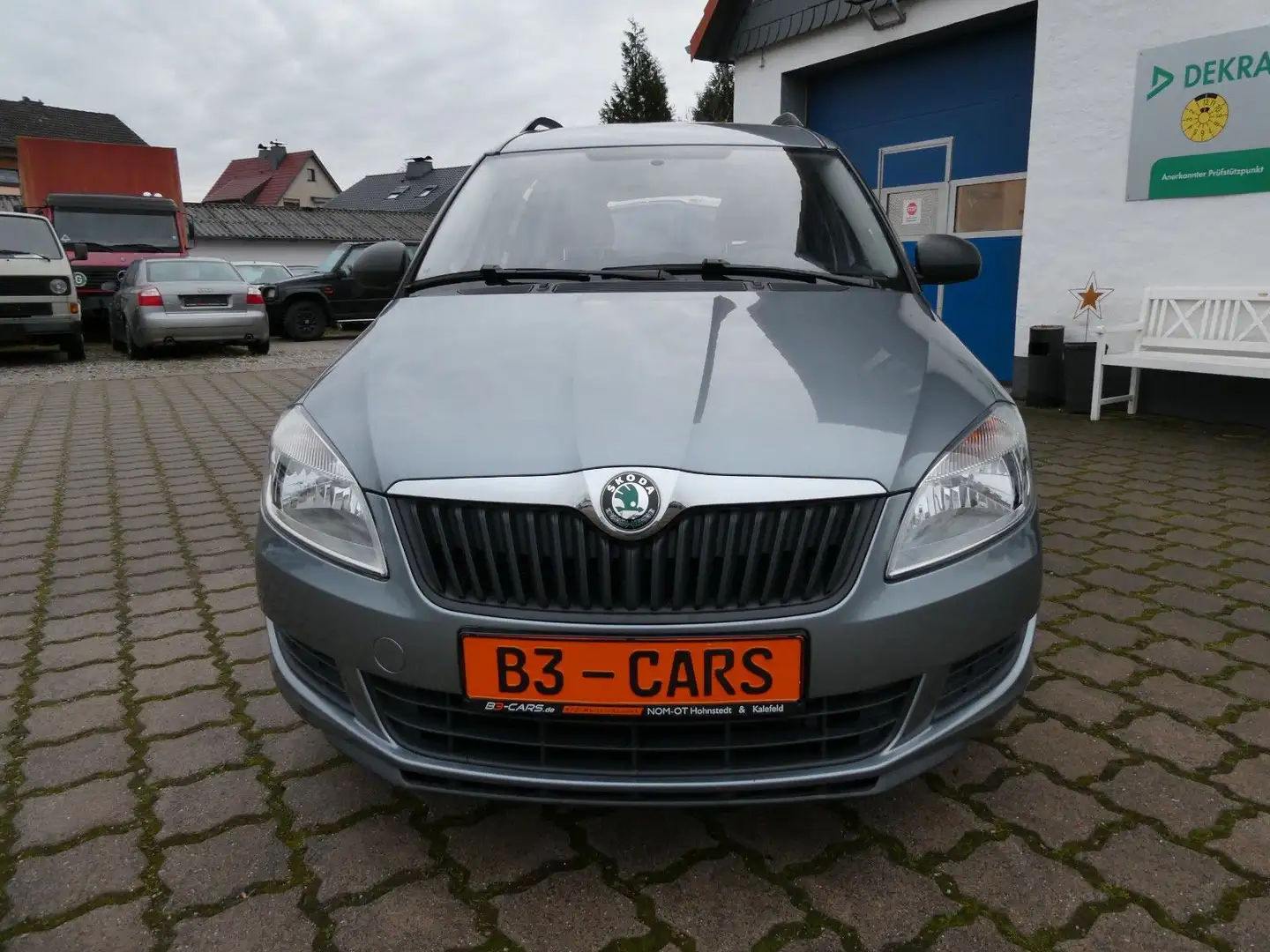 Skoda Roomster Plus Edition Grey - 2