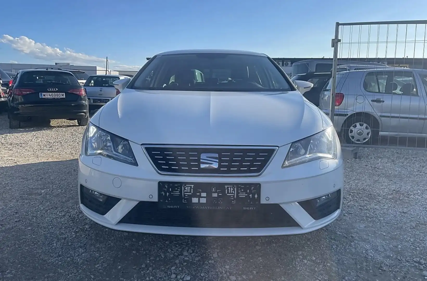 SEAT Leon Xcellence 2,0 TDI Start-Stopp Weiß - 1