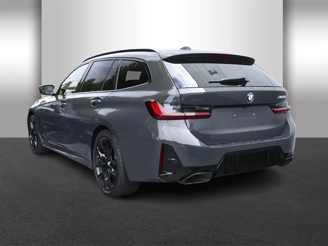 BMW 340 M340i xDrive Touring 2