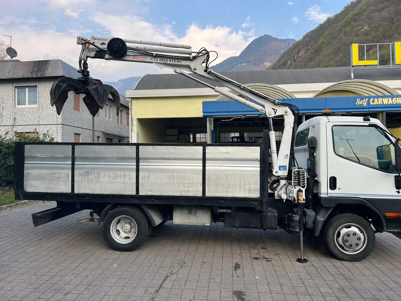 Mitsubishi Canter 3.0 turbo diesel, foto 2