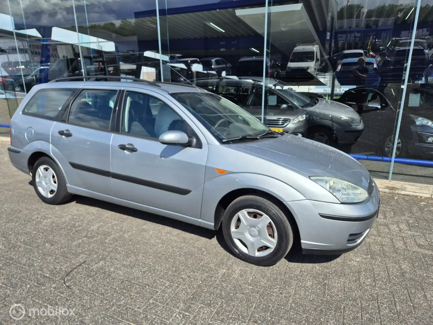 Ford Focus Wagon 1.6-16V Cool Edition Grijs - 1