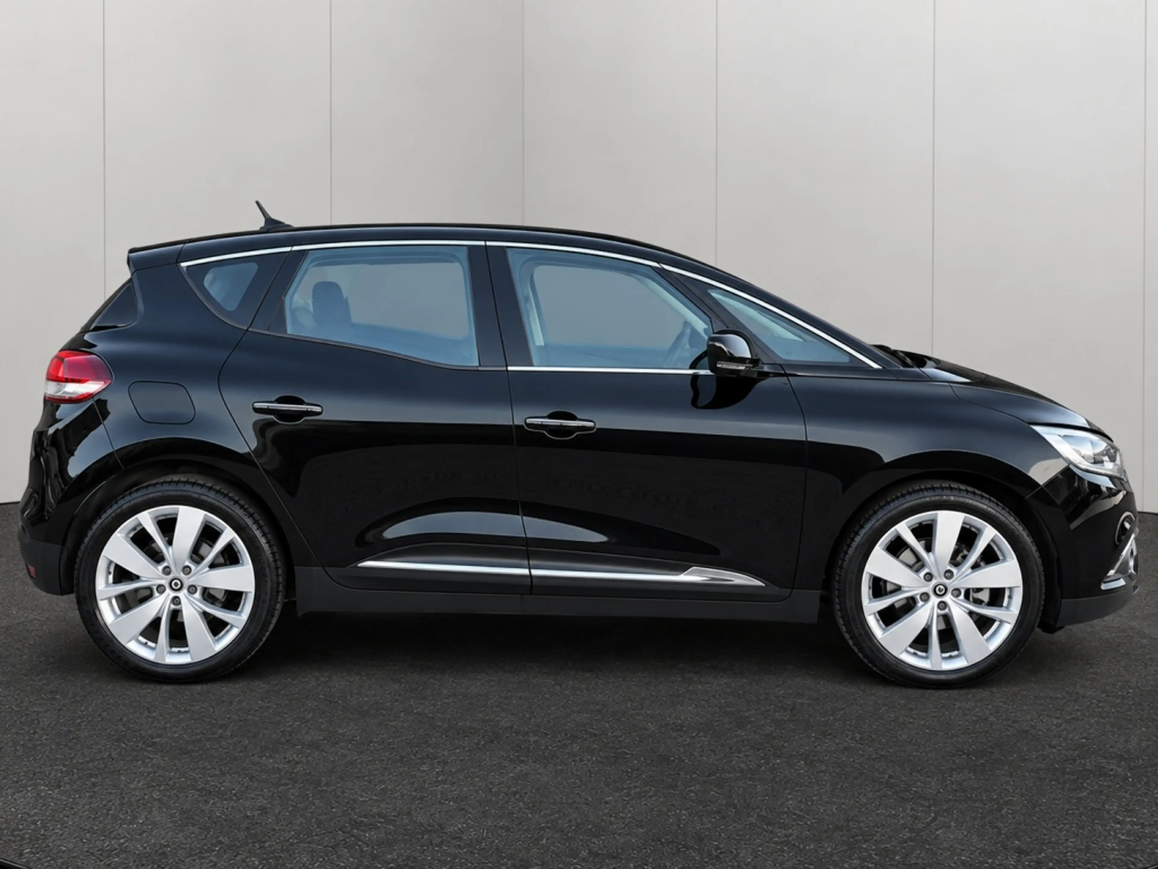 Renault Scenic 1.3 TCe Limited 140PK Automaat 1e Eigenaar Clima N — photo 32