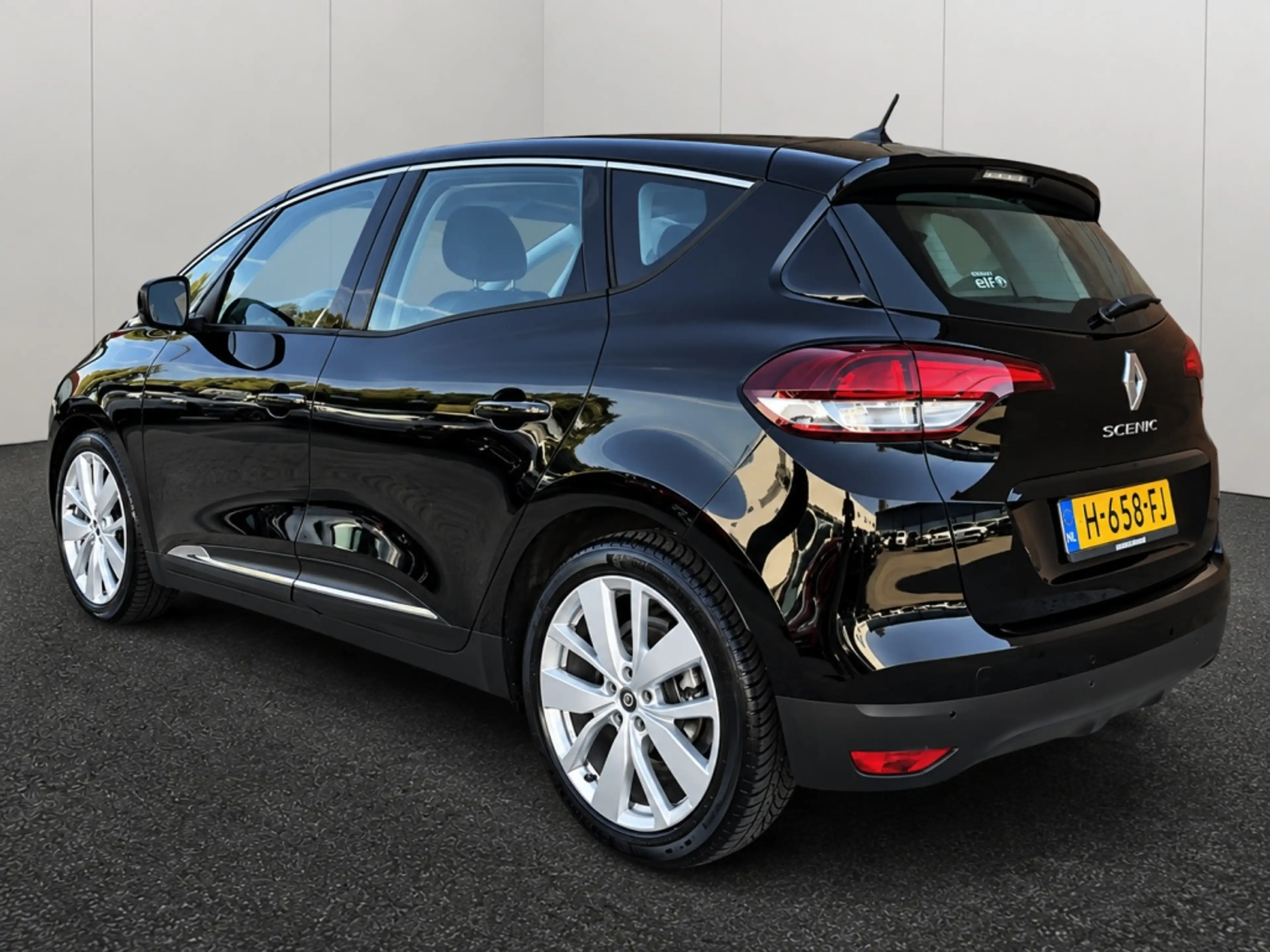 Renault Scenic 1.3 TCe Limited 140PK Automaat 1e Eigenaar Clima N — photo 2